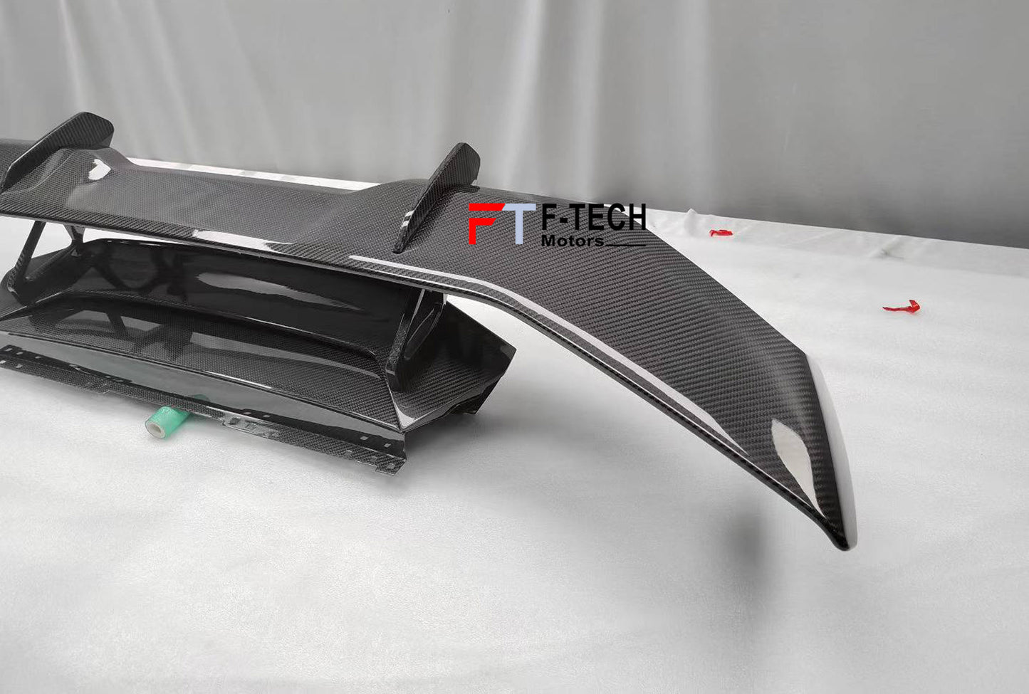 Authentic Aulena Dry Carbon Fiber Rear Wing Spoiler For Lamborghini Huracan Evo 2019+