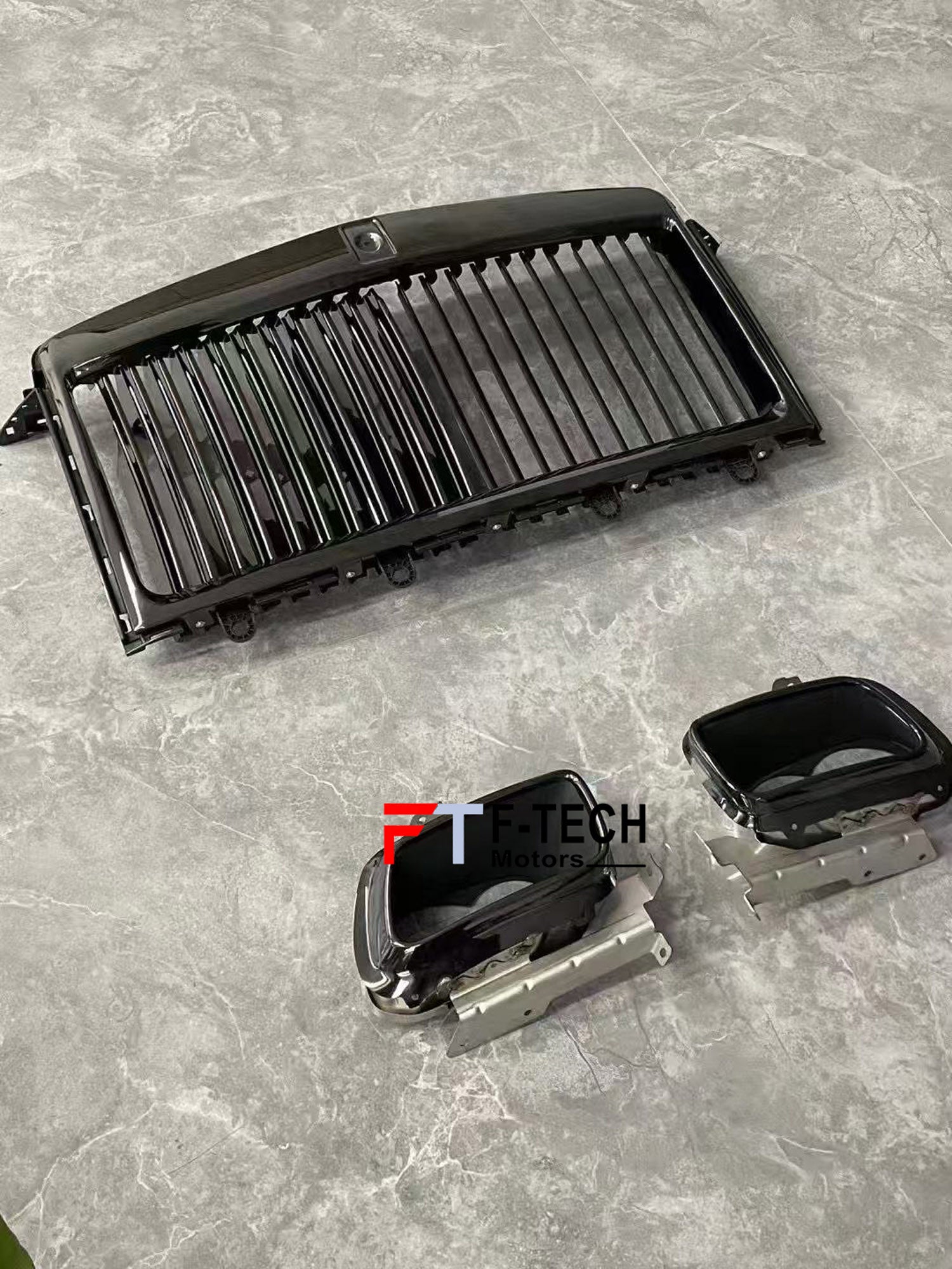 Front Grille Exhaust Tips for Rolls Royce Cullinan 2018 - 2025 Black Badge