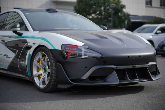 Ultra style body kit for Xiaomi SU7 2023+ Front Bumper Front Lip Spoiler Side Skirts Rear Diffuser