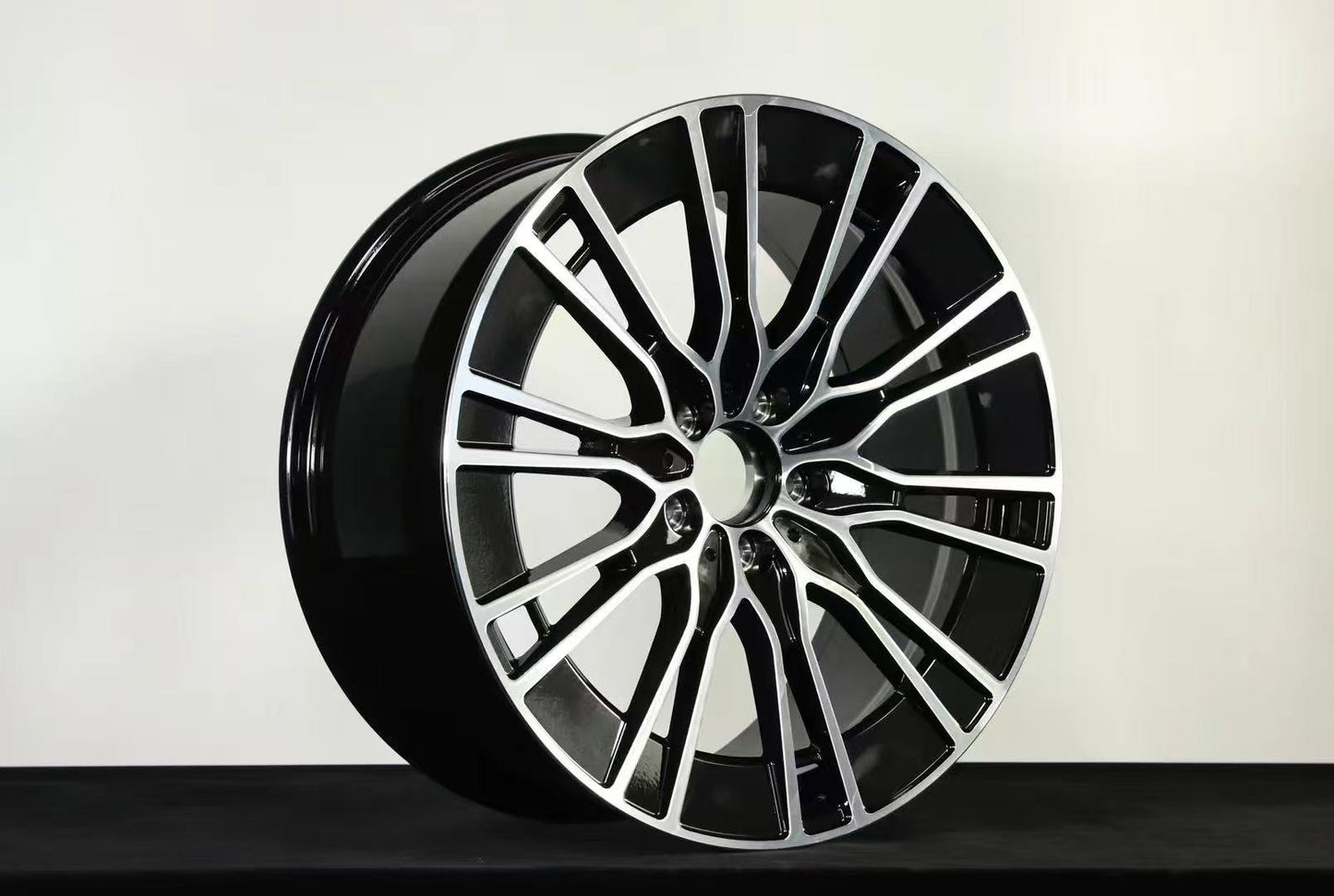 Monoblock Custom Forged Alloy Wheels For Mercedes Benz W213 W212 E63 AMG E350 E400 E500