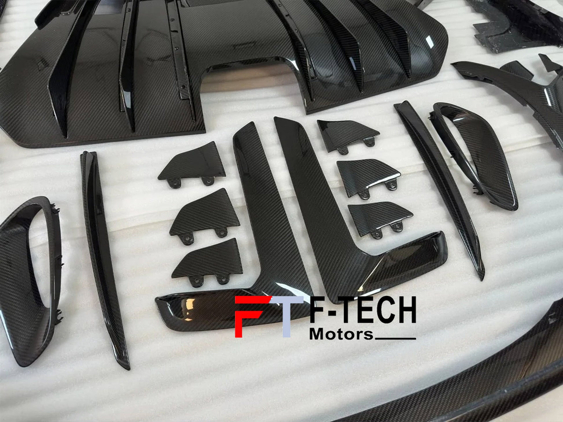 Dry Carbon Fiber Exterior Trim Kit Replacements For Porsche 911 992.1 GT3 RS 2019 - 2023