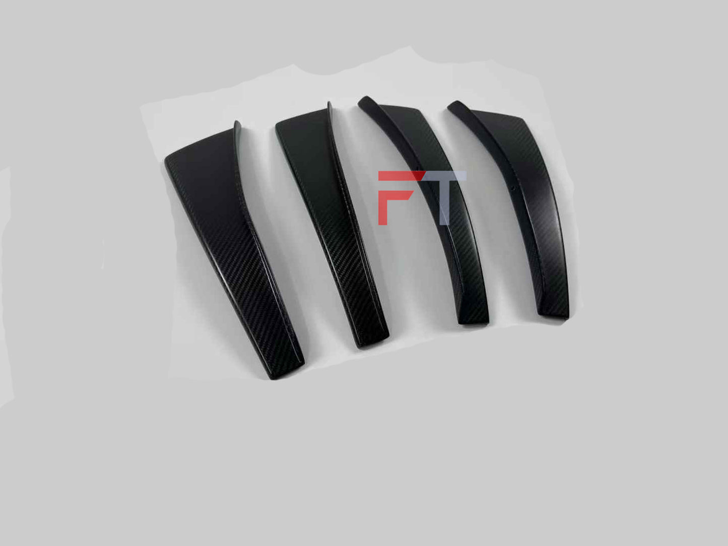 Carbon fiber vertical fins of front bumper for Porsche 911 992 GT3 2021 - 2024