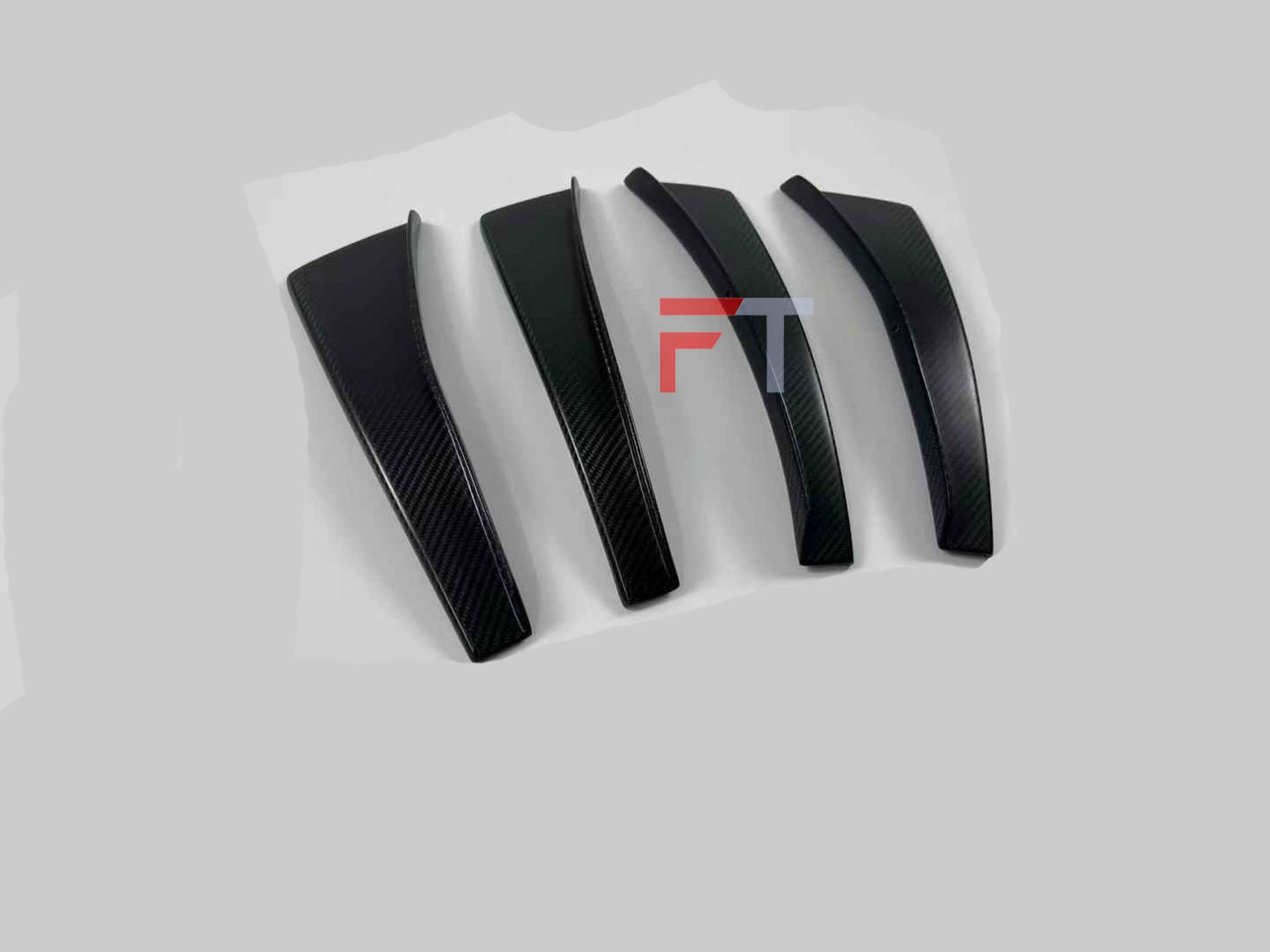 Carbon fiber vertical fins of front bumper for Porsche 911 992 GT3 2021 - 2024