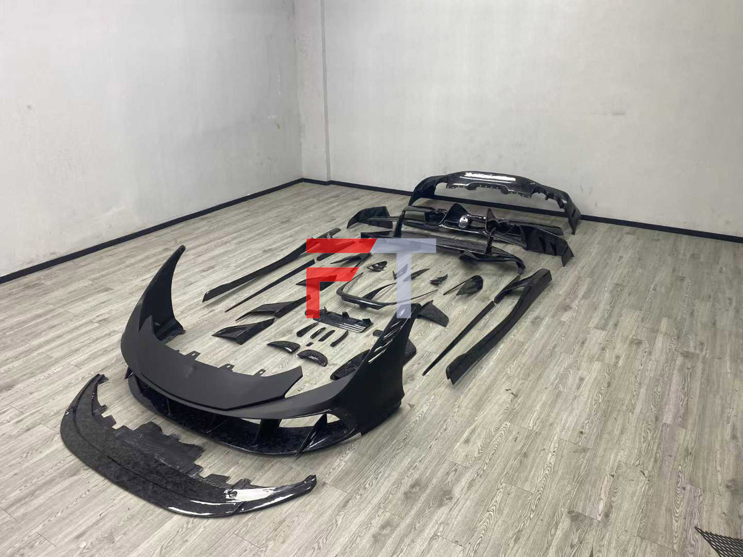 Forged carbon fiber aerodynamic body kit for Ferrari F8 2019-2023 MSY