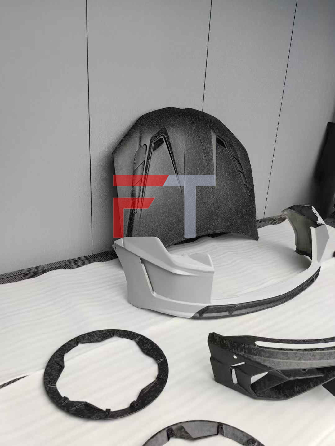 Forged carbon fiber wide body kit for Lamborghini Urus 2024+