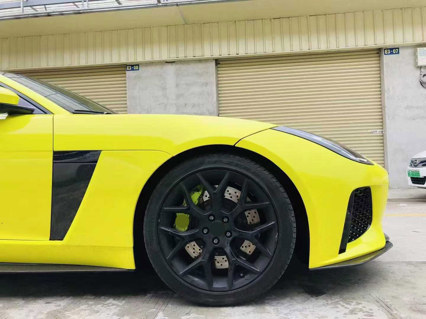Front Bumper With Carbon Fiber Front Lip For Jaguar F Type 2013 - 2017 SVR