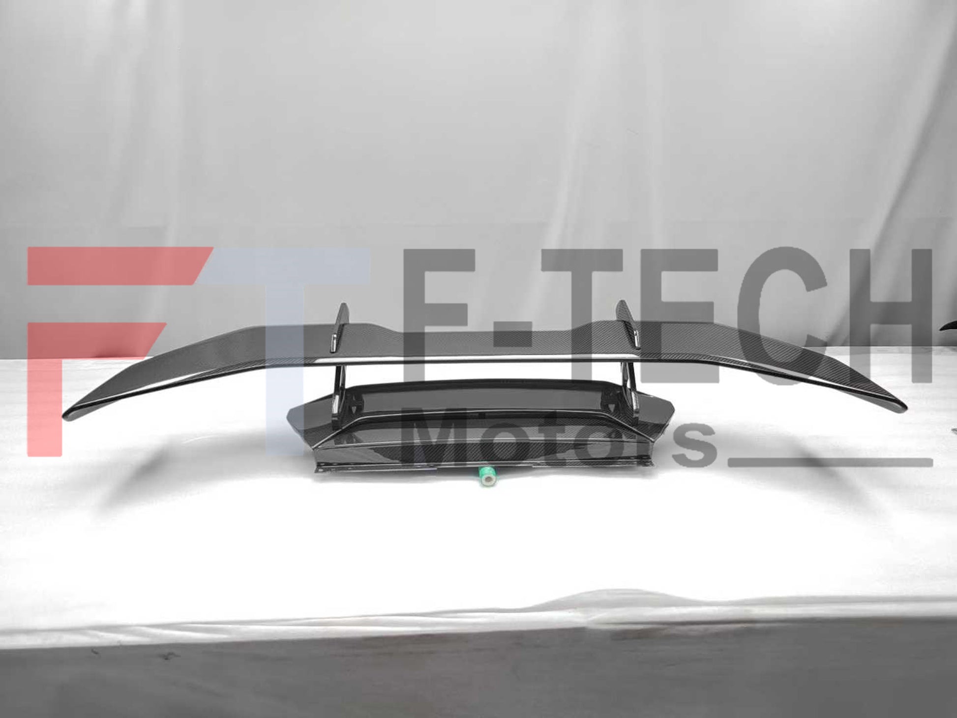 Dry Carbon Fiber Rear Wing Spoiler For Lamborghini Huracan LP580 LP610 Evo 2015+