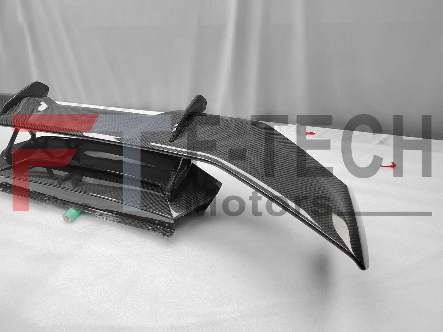 Dry Carbon Fiber Rear Wing Spoiler For Lamborghini Huracan LP580 LP610 Evo 2015+
