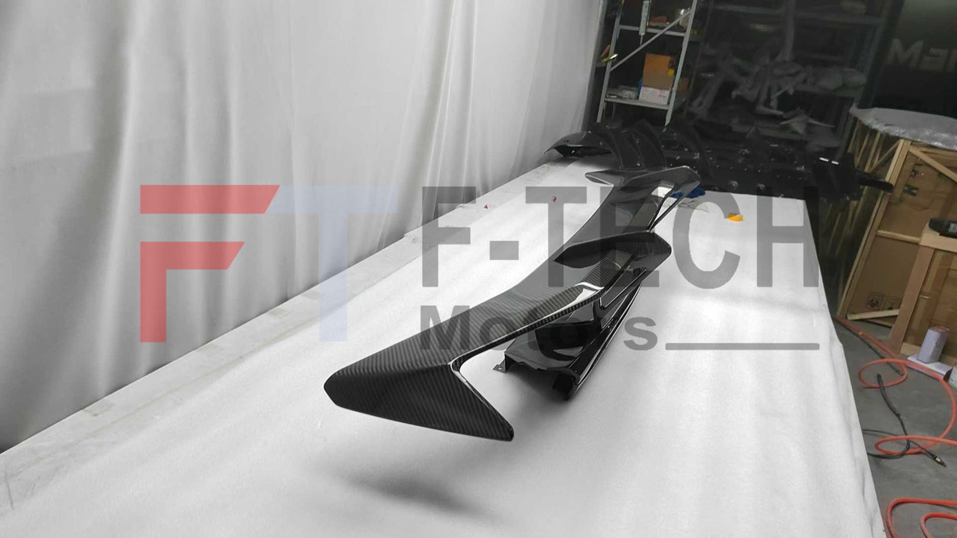 Dry Carbon Fiber Rear Wing Spoiler For Lamborghini Huracan LP580 LP610 Evo 2015+