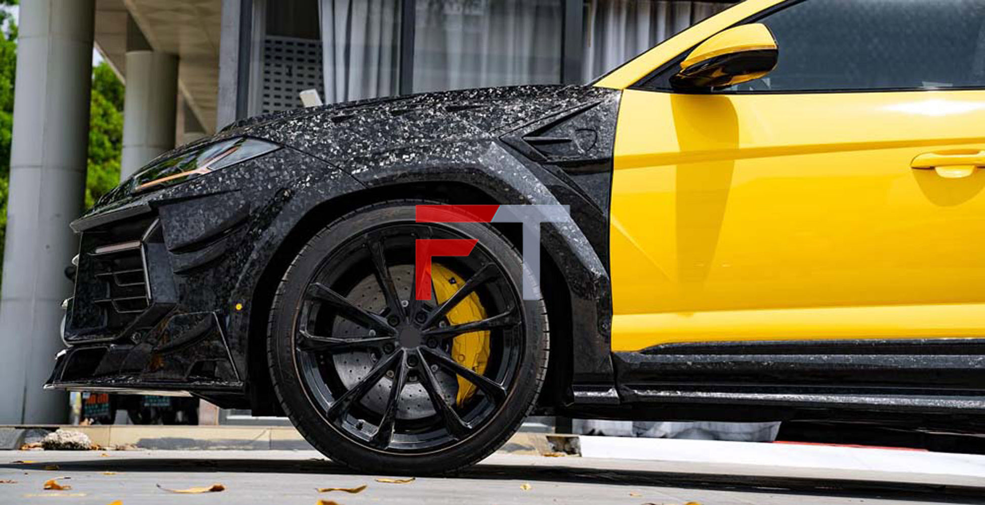 Forged carbon fiber wide body kit for Lamborghini Urus 2024+