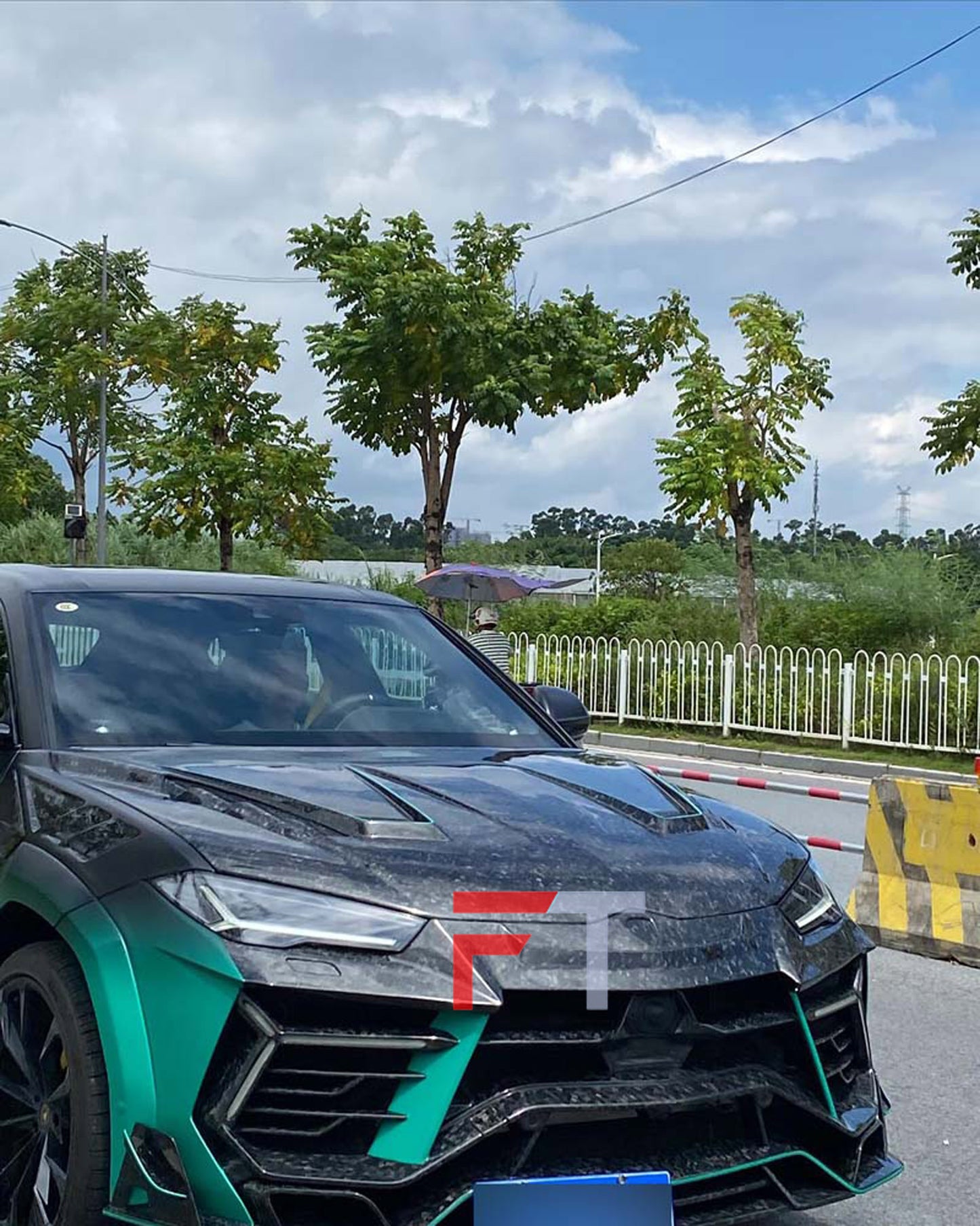Forged carbon fiber wide body kit for Lamborghini Urus 2024+