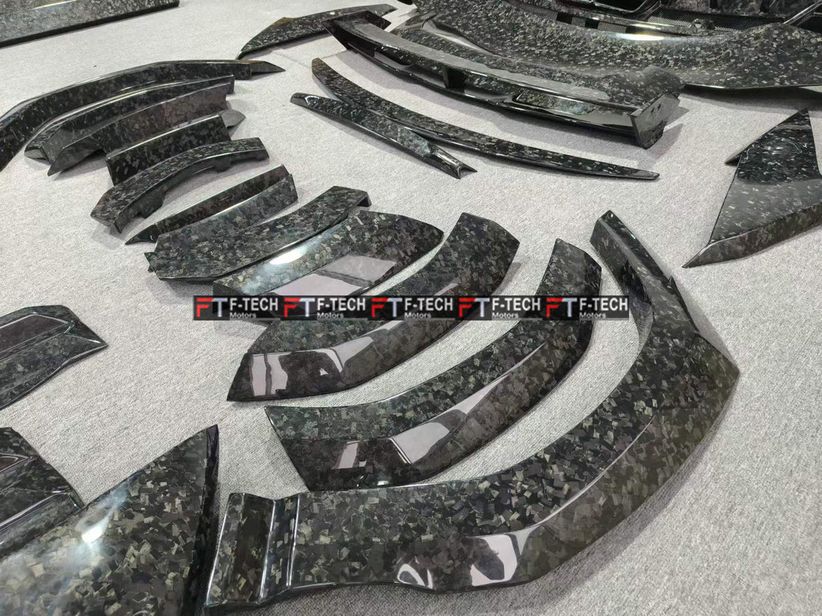 Full Forged Carbon Fiber Wide Body Kit For Lamborghini Urus 2024+ Mansory Venatus S