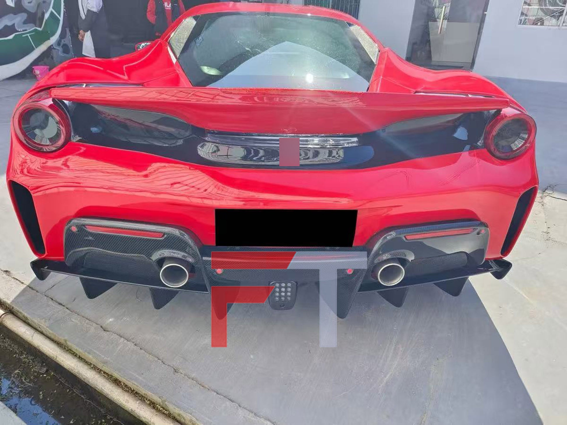 Conversion Pista dry carbon fiber body kit for Ferrari GTB 2015 - 2019