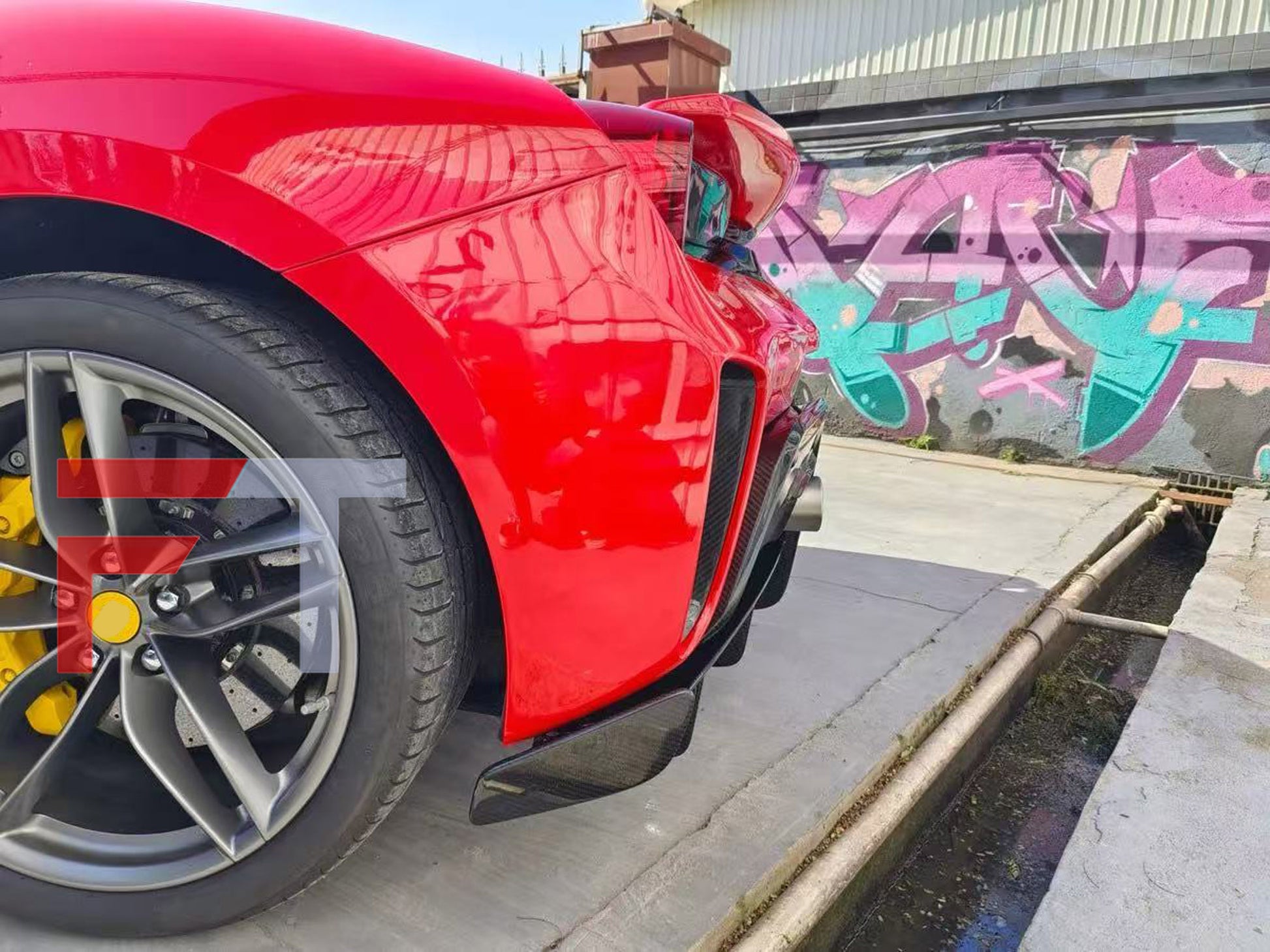 Conversion Pista dry carbon fiber body kit for Ferrari GTB 2015 - 2019