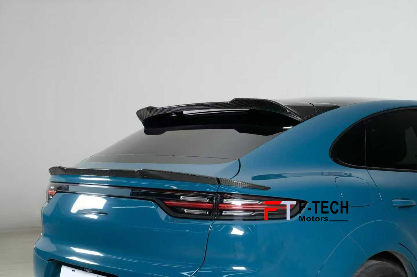 Dry Carbon Fiber Rear Roof Spoiler For Porsche Cayenne Coupe 9Y0 2017 - 2023 Mansory