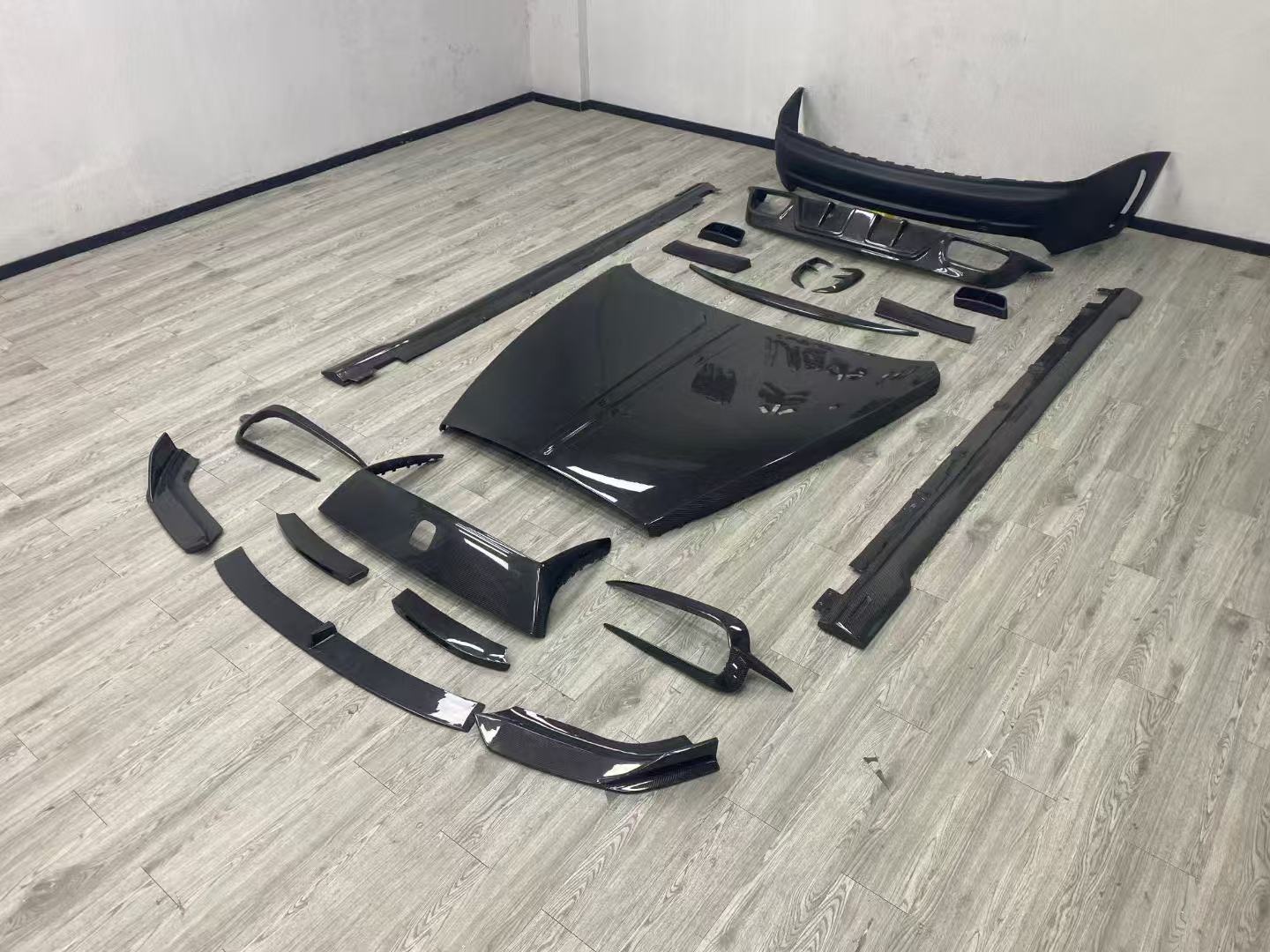Rolls-royce-dawn-cabon-fiber-ms-bodykit-kit