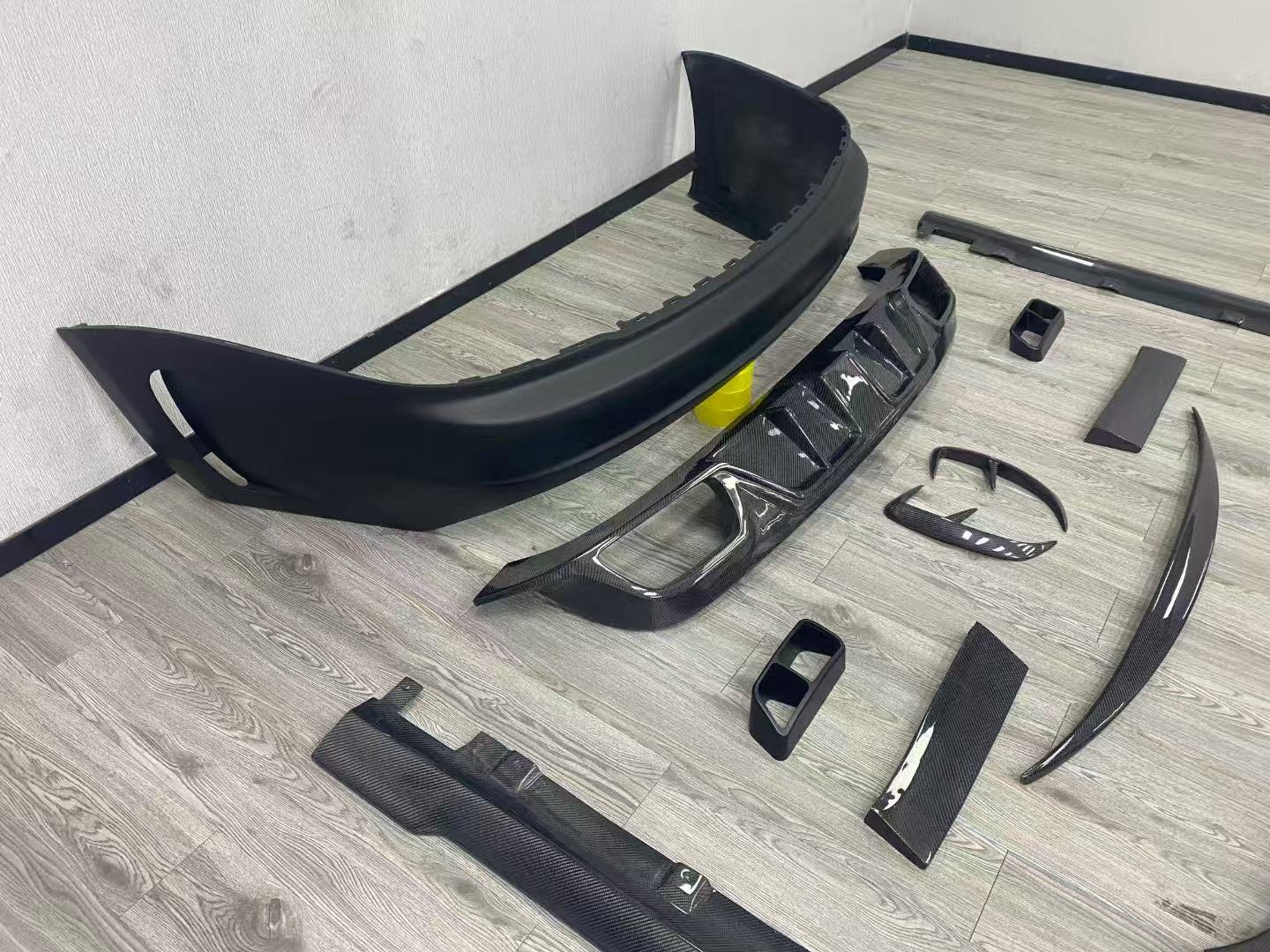Rolls-royce-dawn-cabon-fiber-ms-bodykit-kit