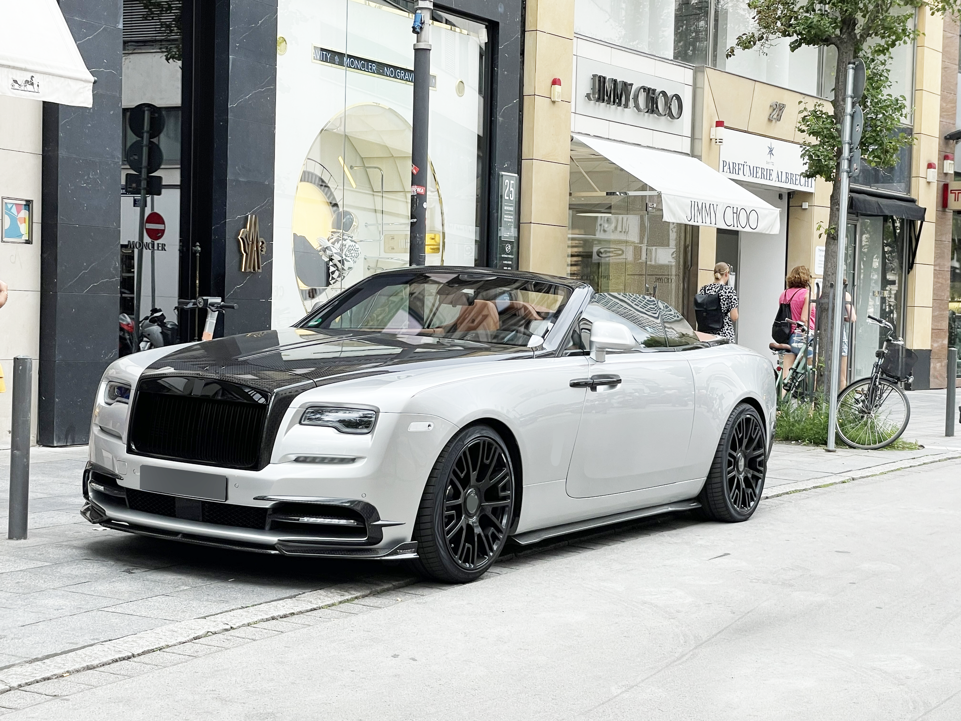 Rolls-royce-dawn-cabon-fiber-ms-bodykit-kit