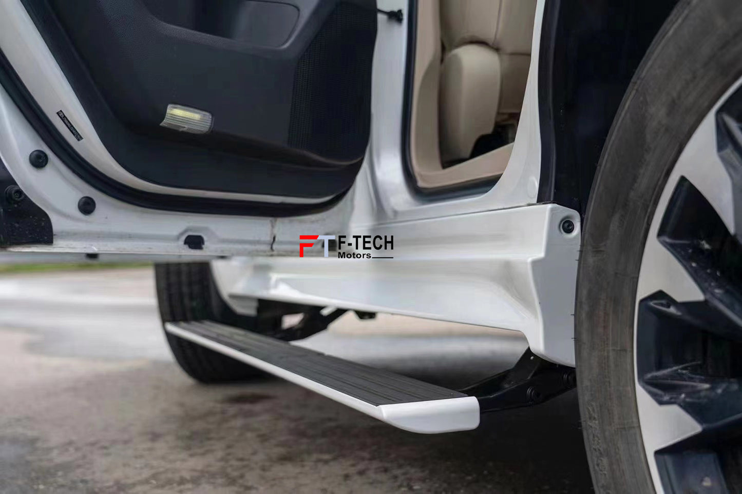 Electric Side Step Bars Deployable Running Boards for Toyota Land Cruiser LC300 2021+