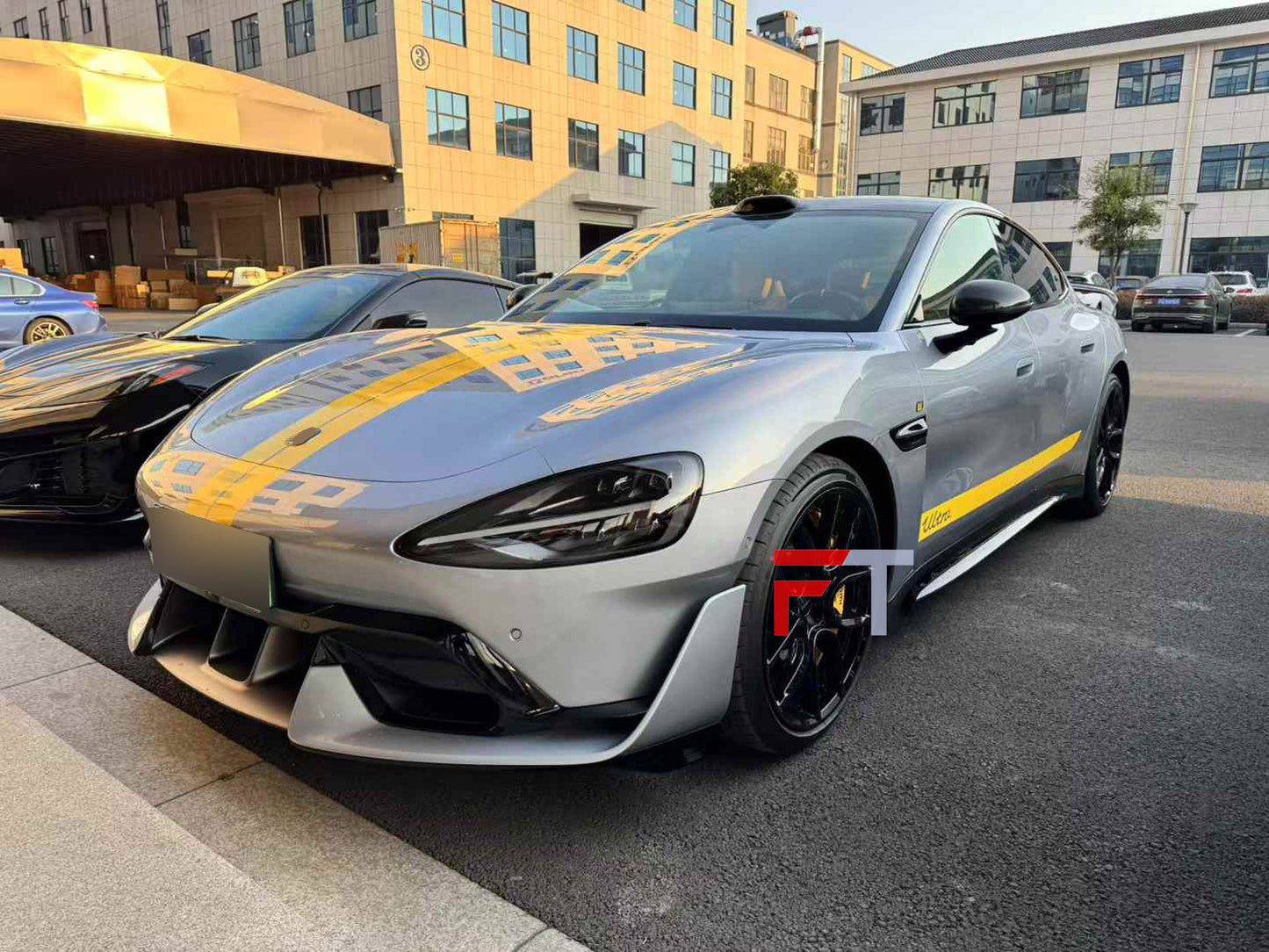 Body kit for Xiaomi SU7 2023+ Ultra Style Front Bumper Front Lip Spoiler