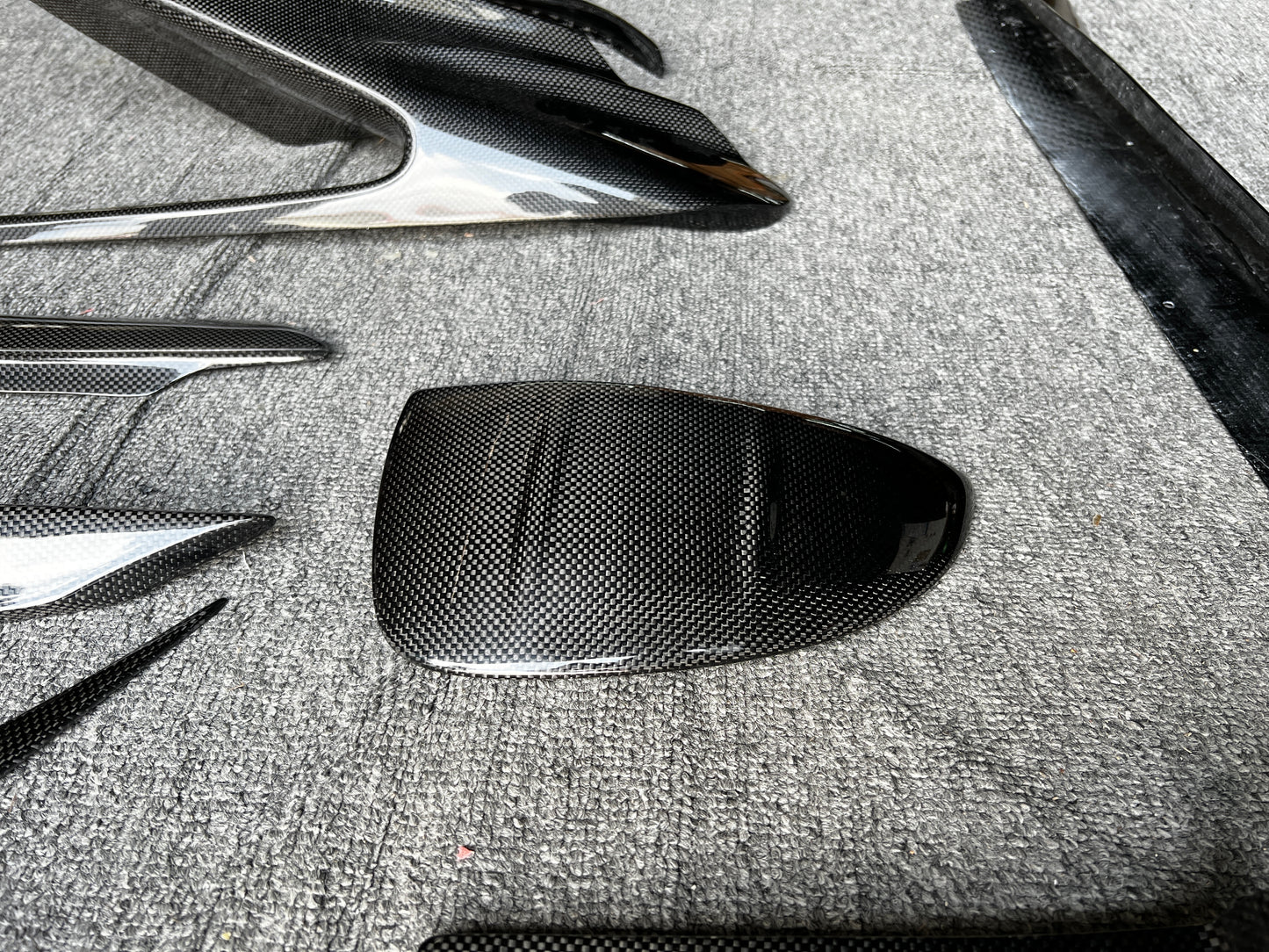 Carbon fiber aerodynamic upgrade body kit fit Ferrari F8 2019UP
