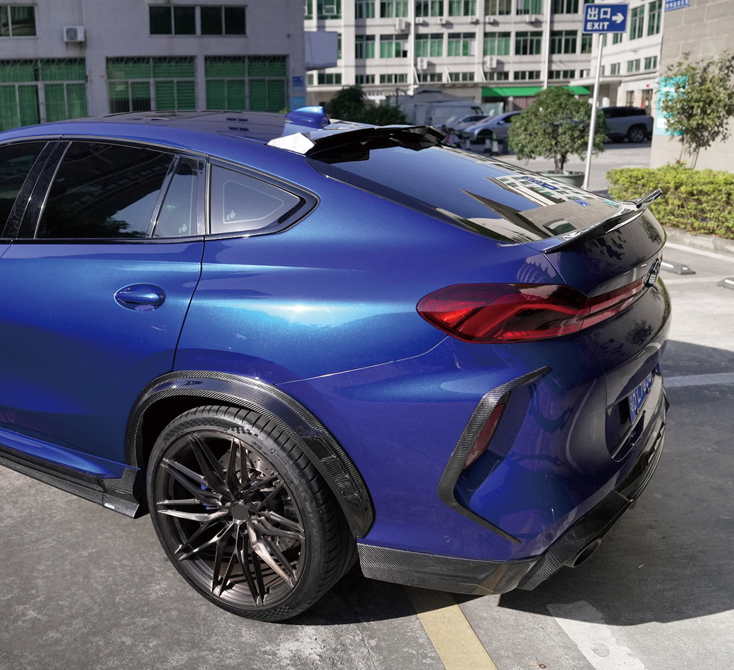 aulena-carbon-bodykit-for-bmw-x6-f96-competition