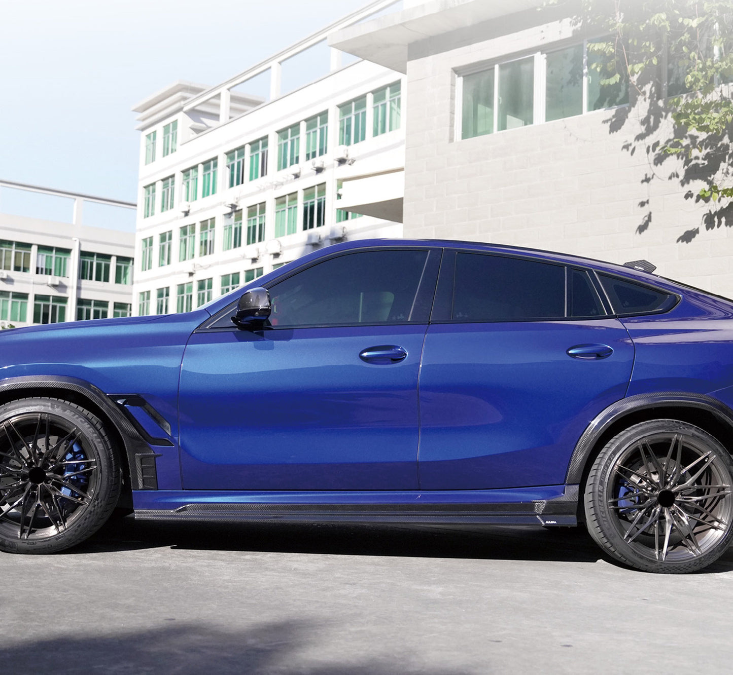 aulena-carbon-bodykit-for-bmw-x6-f96-competition