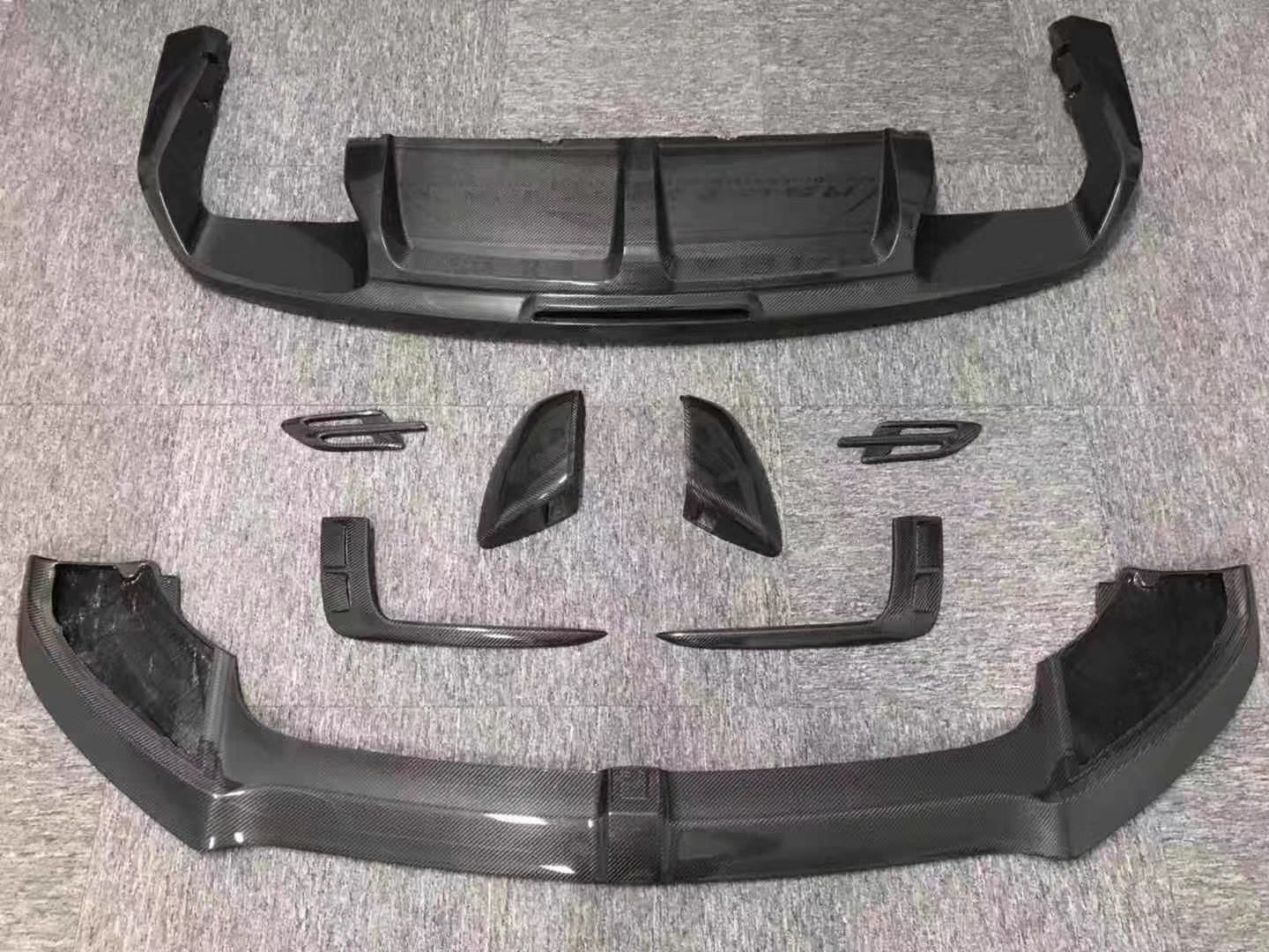 Carbon fiber body kit for Bentley Bentayga 2015 - 2020