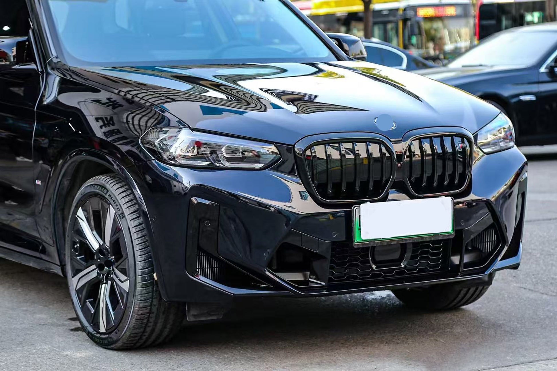 bmw-x3m-style-bodykit-for-bmw-Ix3-g08_8