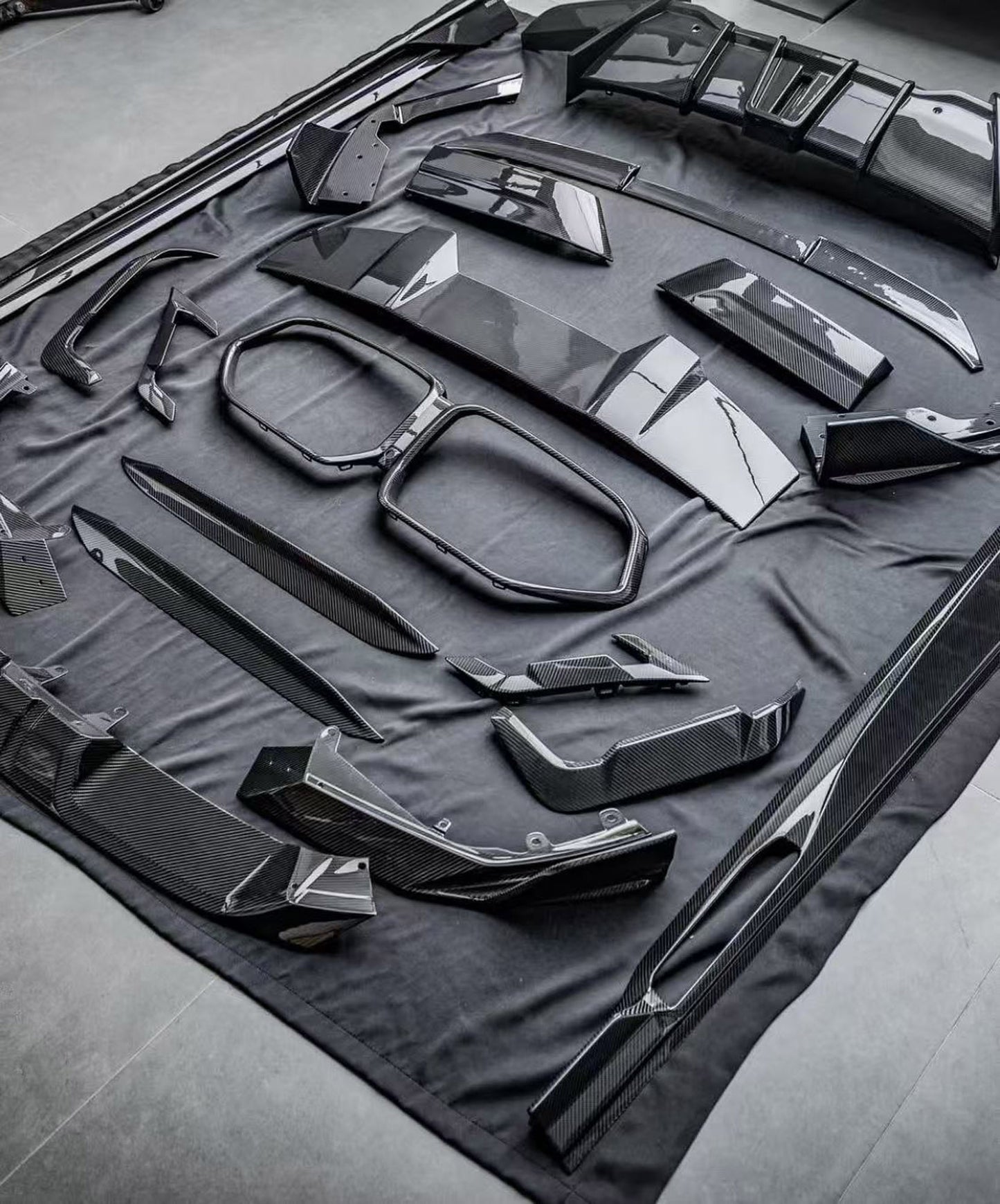 Authentic SOOQOO dry carbon fiber body kit for BMW X6M F96 Competition 2023+