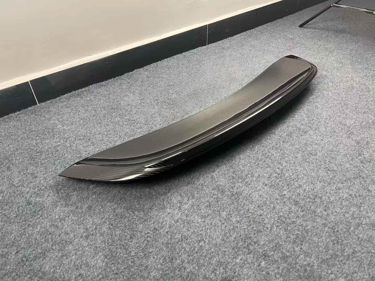 carbon-fiber-spoiler-for-porsche-718-spyder