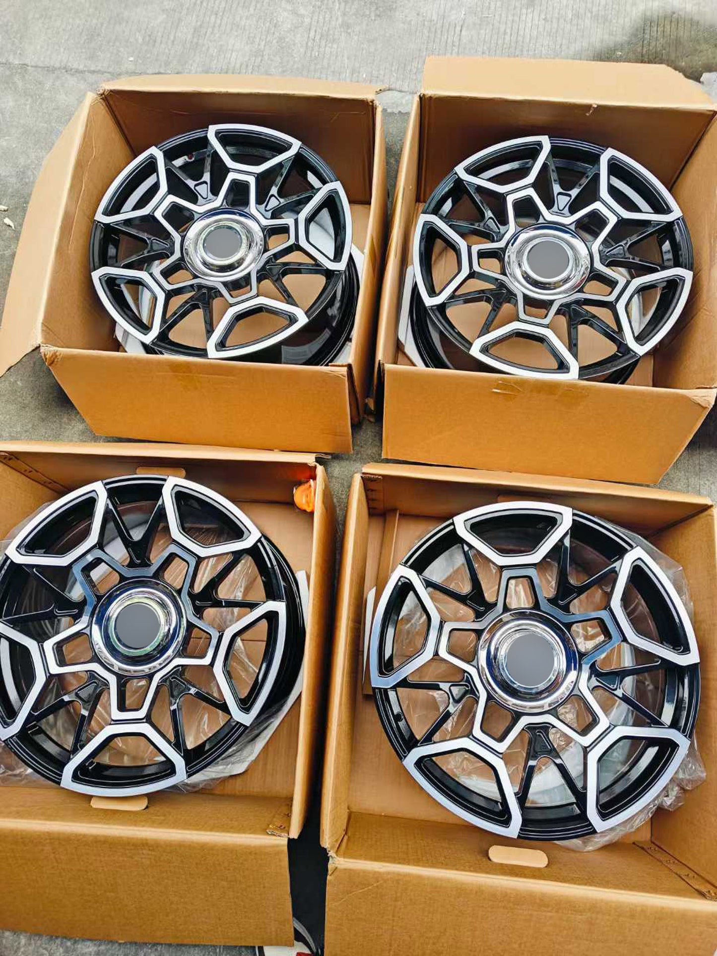 Monoblock Custom Forged Alloy Wheels For Rolls Royce Ghost Cullinan Phantom Wraith Dawn Spectre