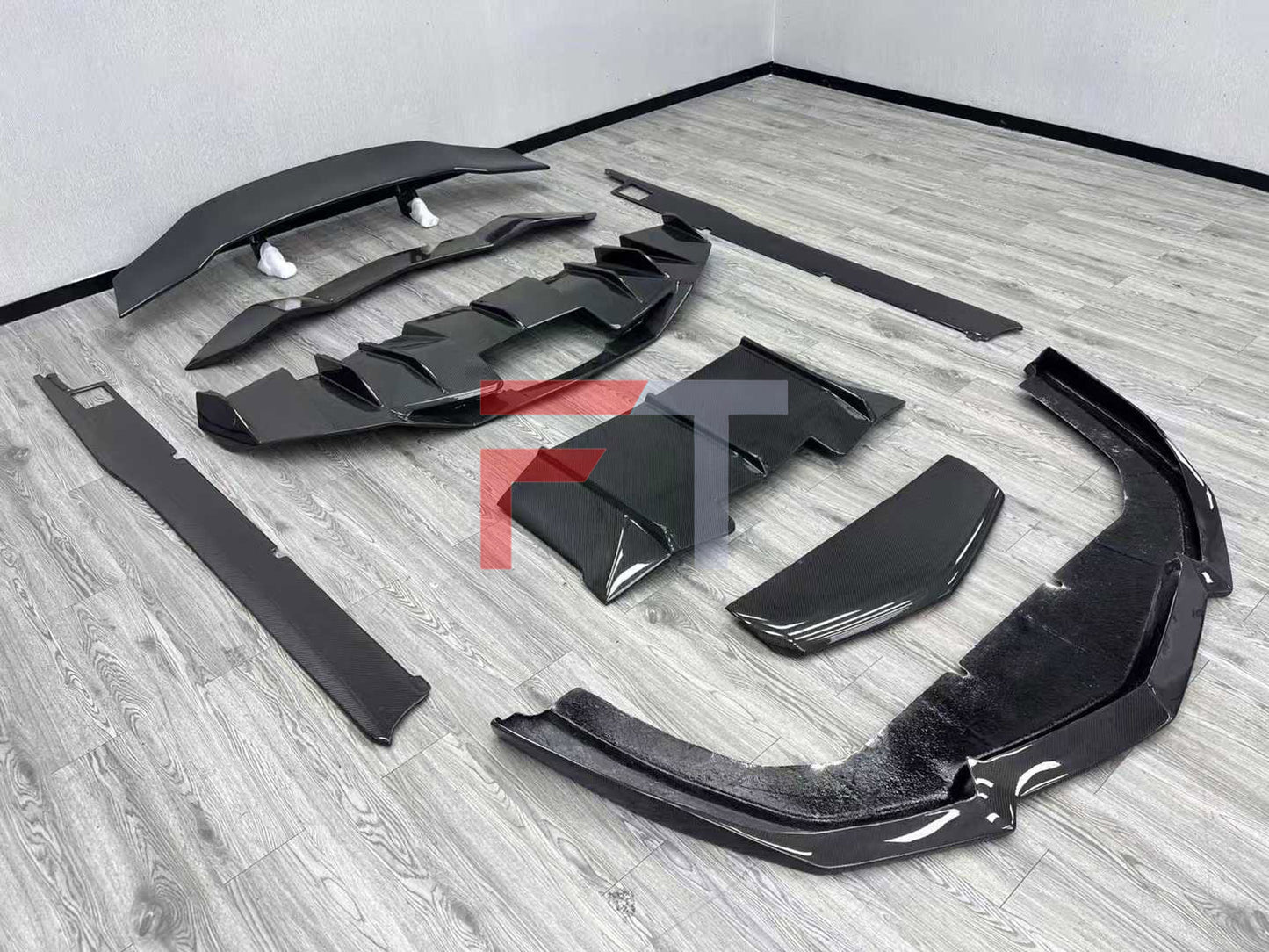 Carbon fiber body kit for Lamborghini Aventador LP700 2011-2016