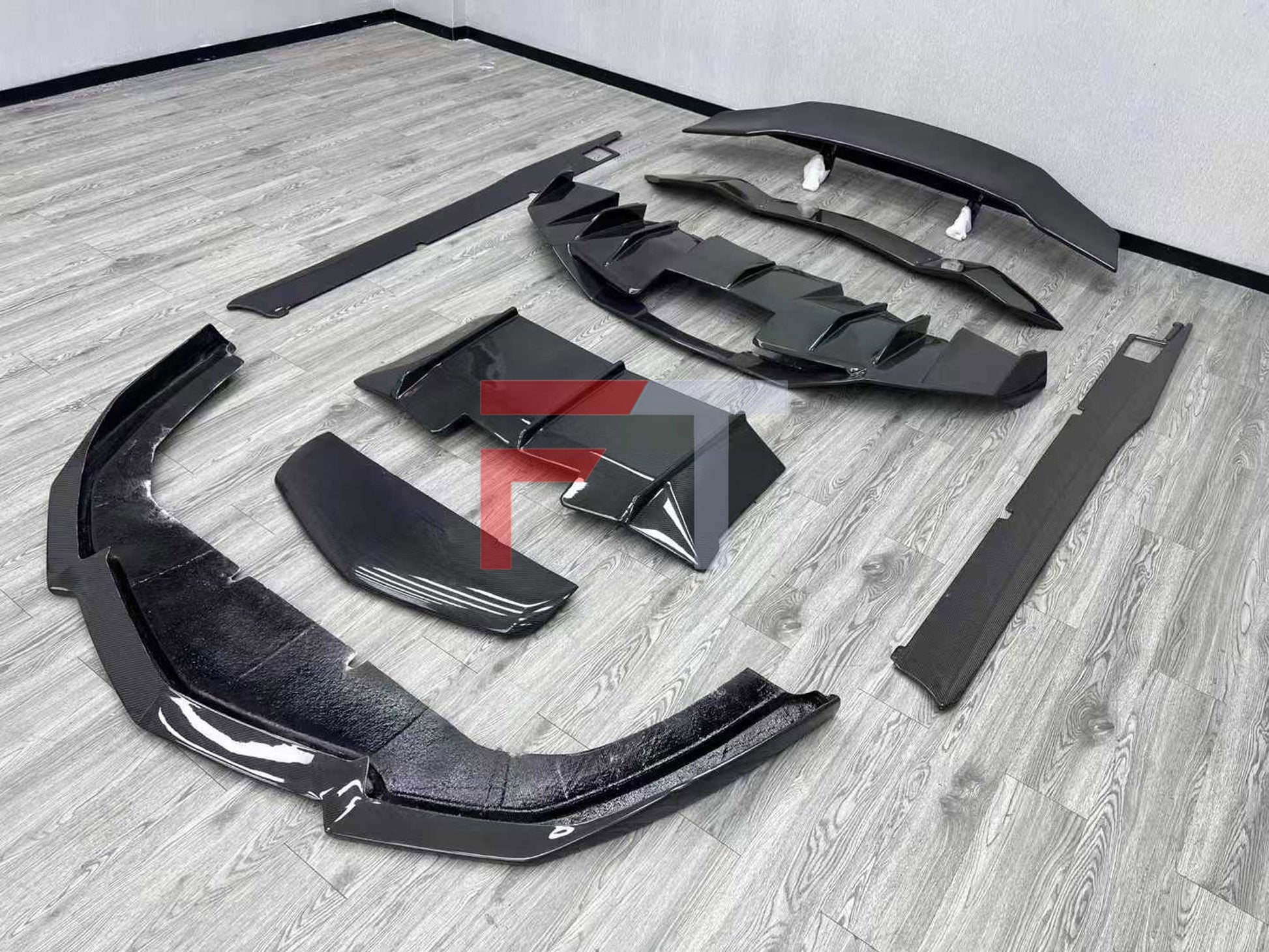 Carbon Fiber Body Kit For Lamborghini Aventador LP700 2011 - 2016 DMC
