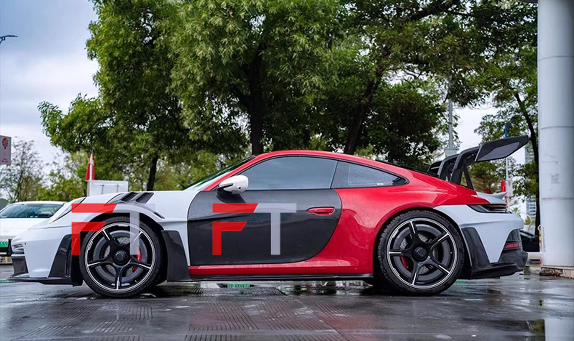 Dry carbon fiber GT3 RS style body kit for Porsche 911 992.1 Carrera S 2019 - 2024