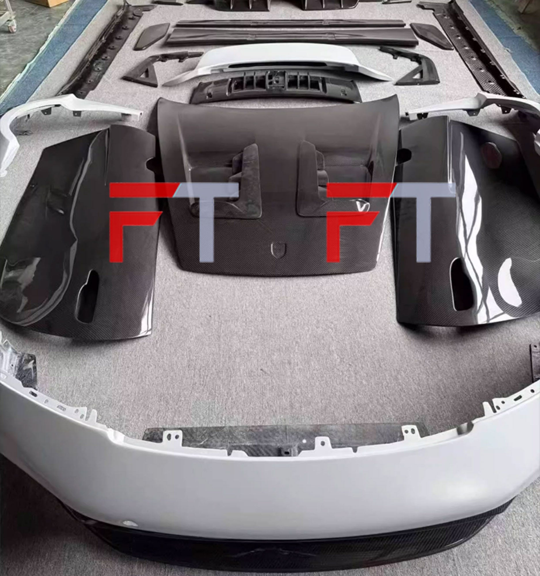 Dry carbon fiber GT3 RS style body kit for Porsche 911 992.1 Carrera S 2019 - 2024