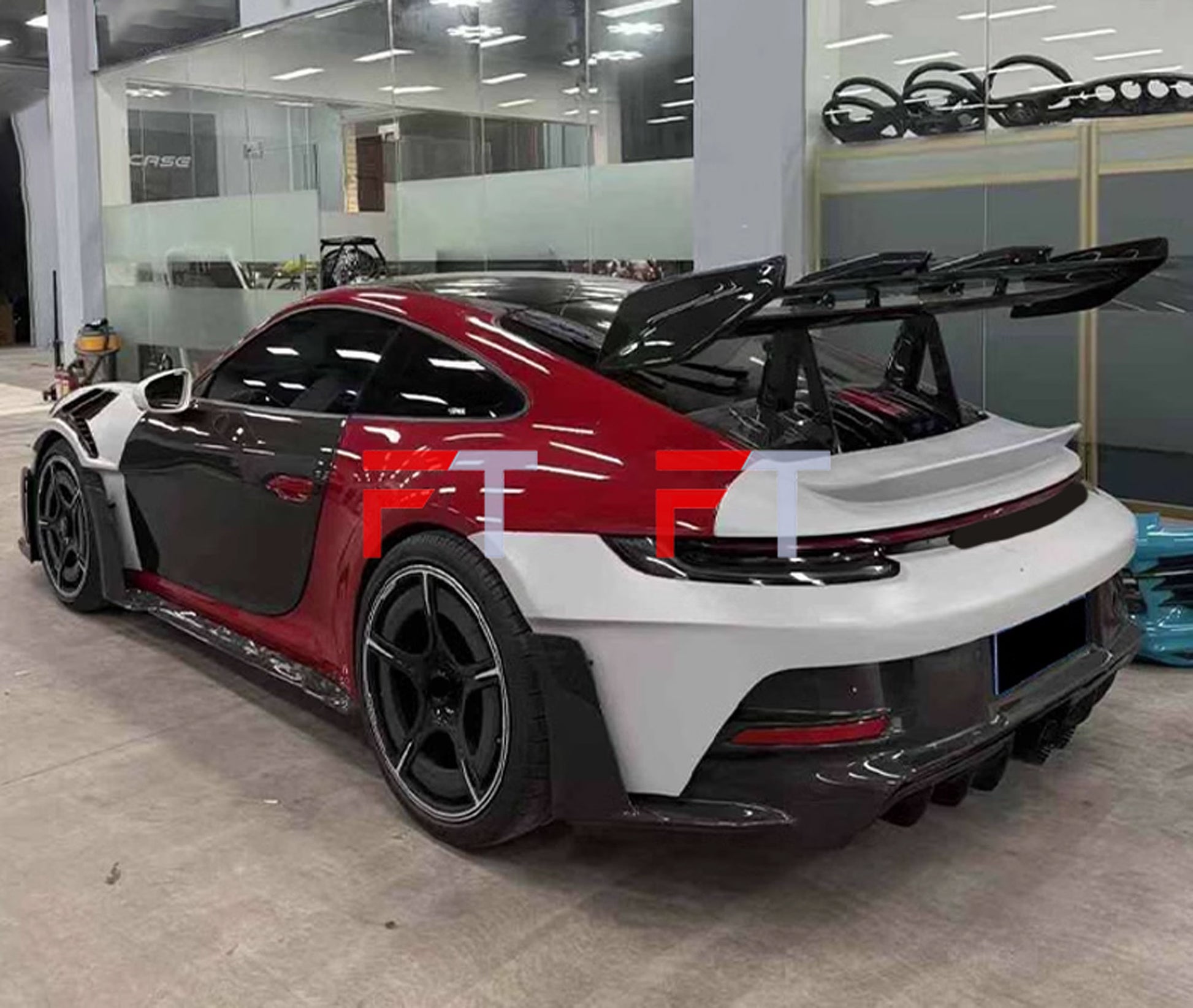 Dry carbon fiber GT3 RS style body kit for Porsche 911 992.1 Carrera S 2019 - 2024