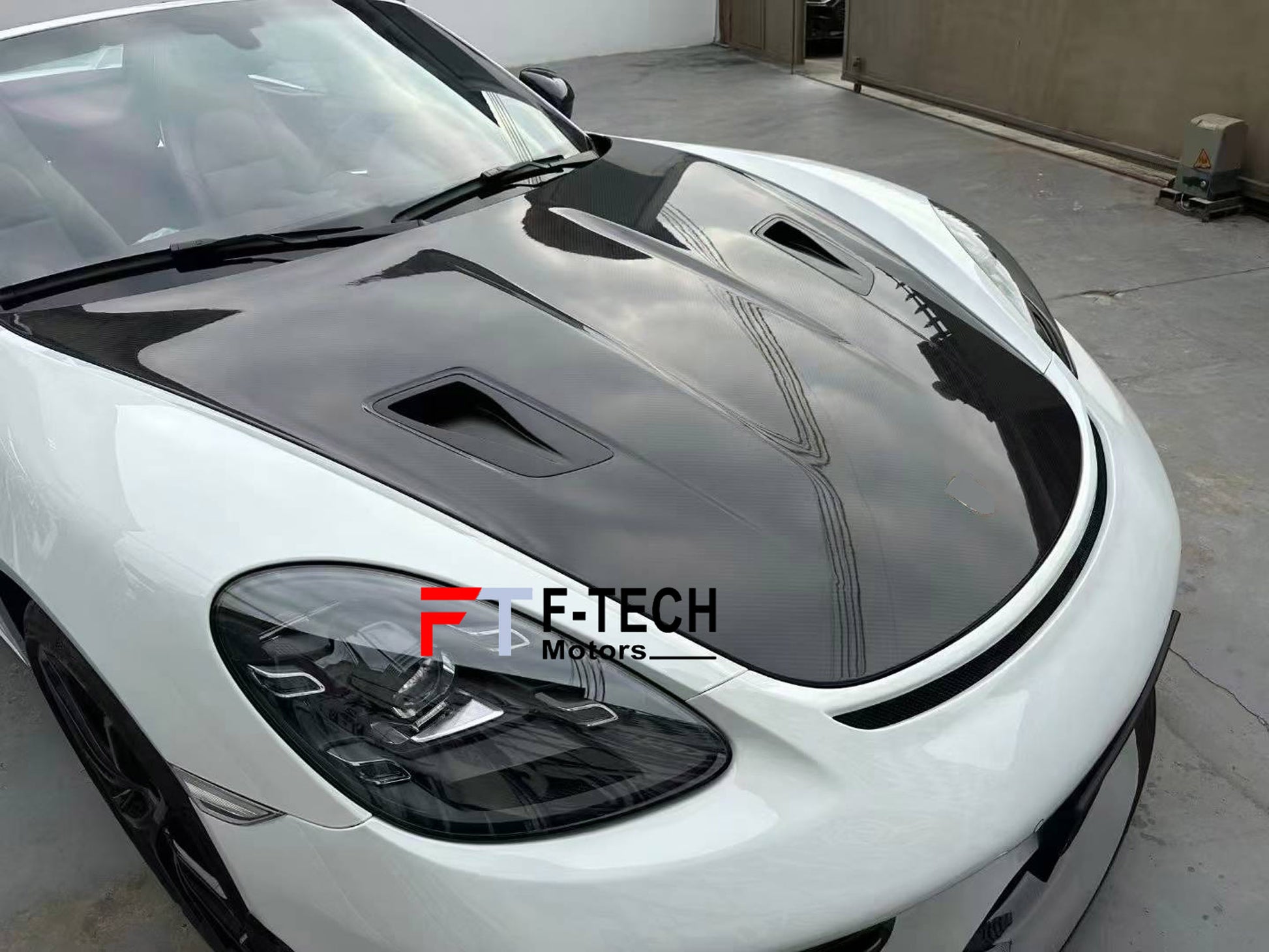 GT4 Style Dry Carbon Fiber Hood Bonnet for Porsche 718 Cayman Boxster 982 2016 - 2025