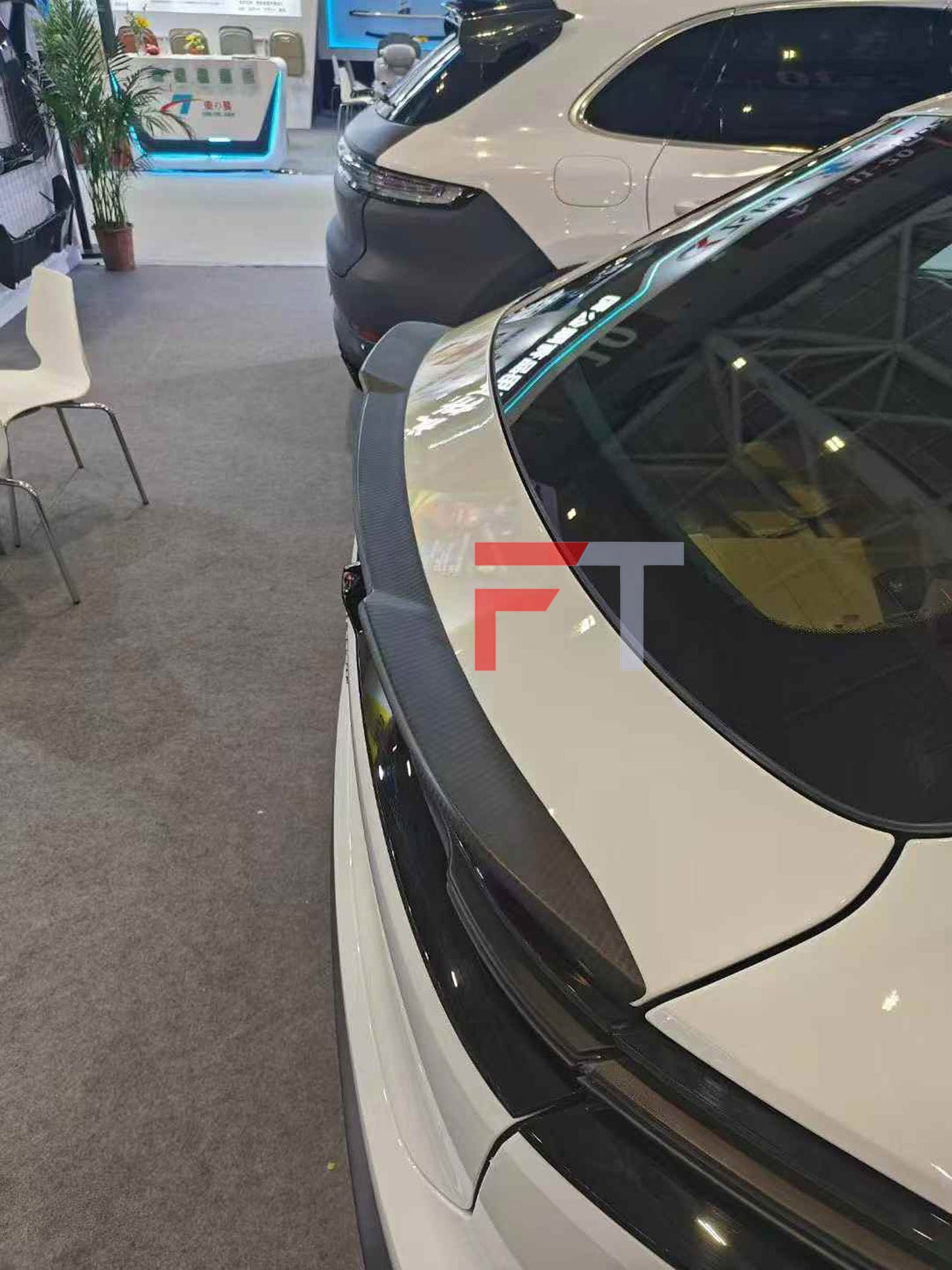 Dry carbon fiber trunk ducktail deck lid spoiler for Porsche Macan 2025+