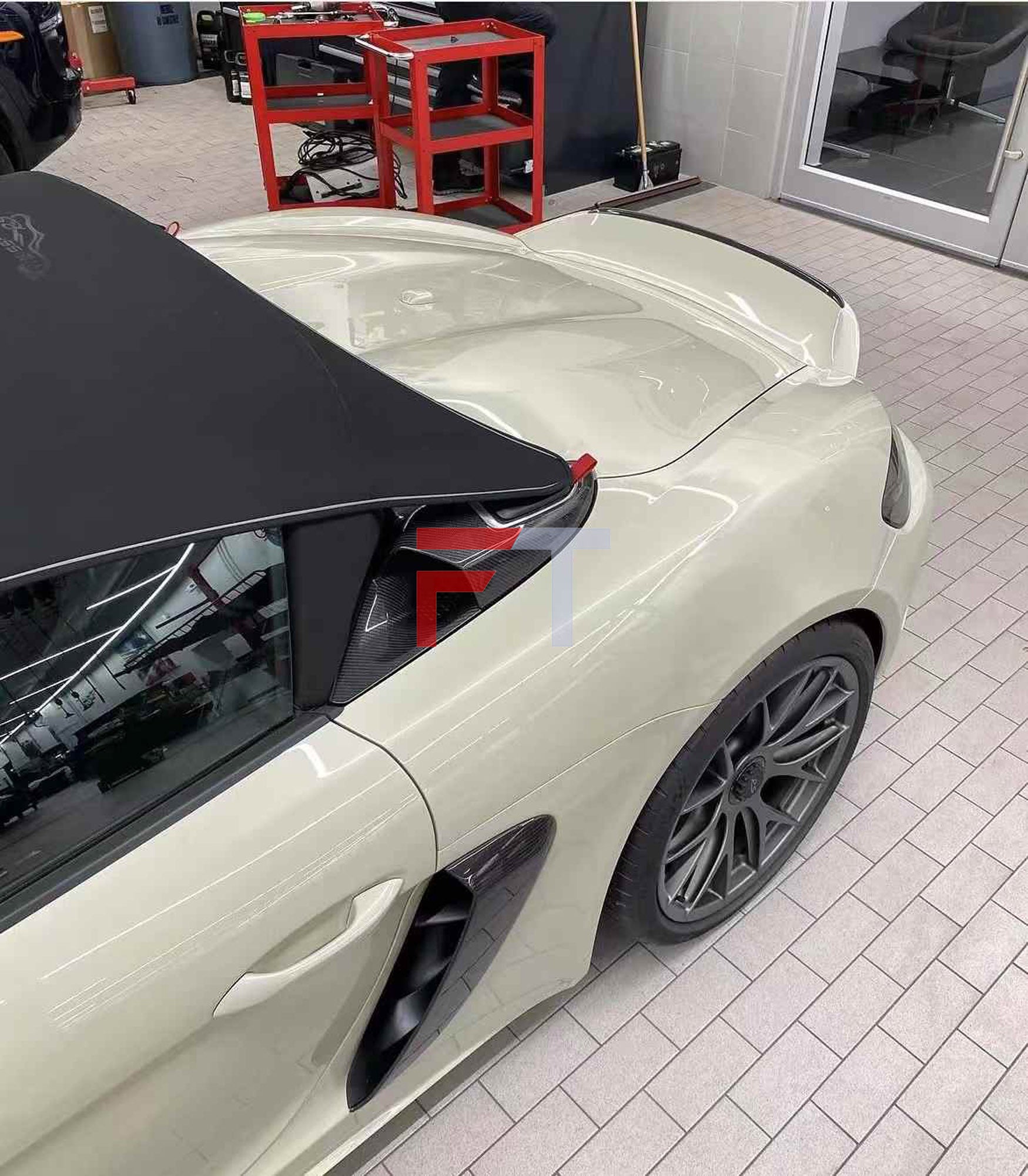 Dry carbon fiber trunk ducktail deck lid spoiler for Porsche 718 Spyder 982 2019-2025