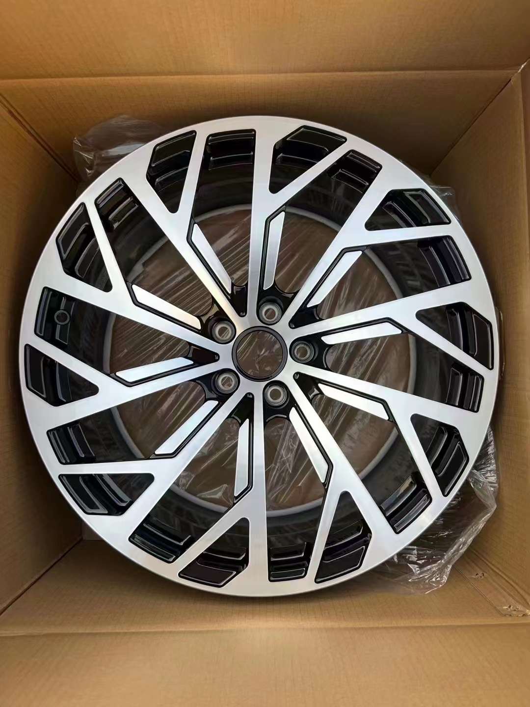 Monoblock Custom Forged Alloy Rims fits Audi A5 A6 A7 A8 RS3 RS4 RS5 RS7 R8 TT e-tron Sportback GT Q4 Q5 Q7 Q8 Q8 Sportback e-tron