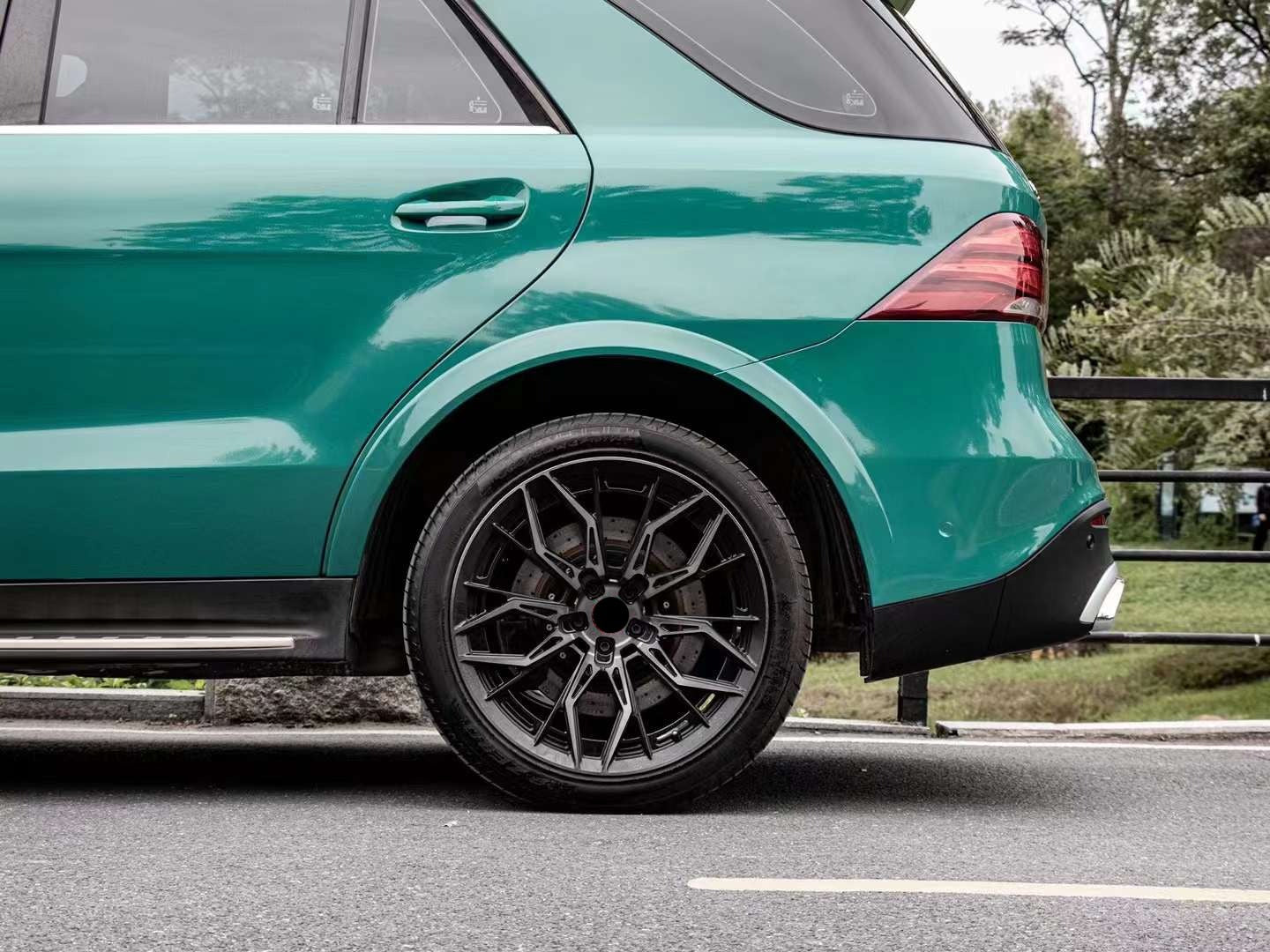 MERCEDES BENZ GLE W166 2015-2019 to new GLE AMG 2020+ UPGRADE BODY KIT