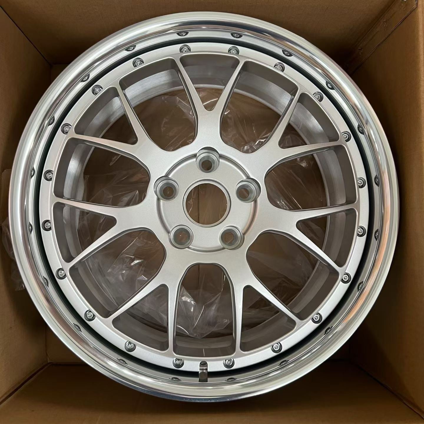 Ferrari 488 F12 FF 812 Superfast SF90 F8 F430 296 GTB 2-Piece Forged Wheels Custom Rims 18-26 Inch