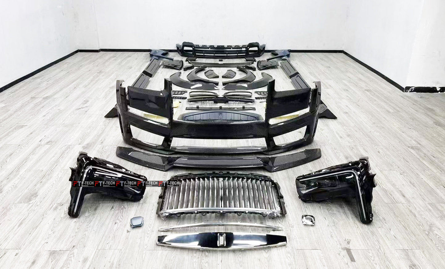 2026 Look Dry Carbon Fiber Upgrade Body Kit For Rolls Royce Cullinan 1 2018 - 2023 1016 Industries