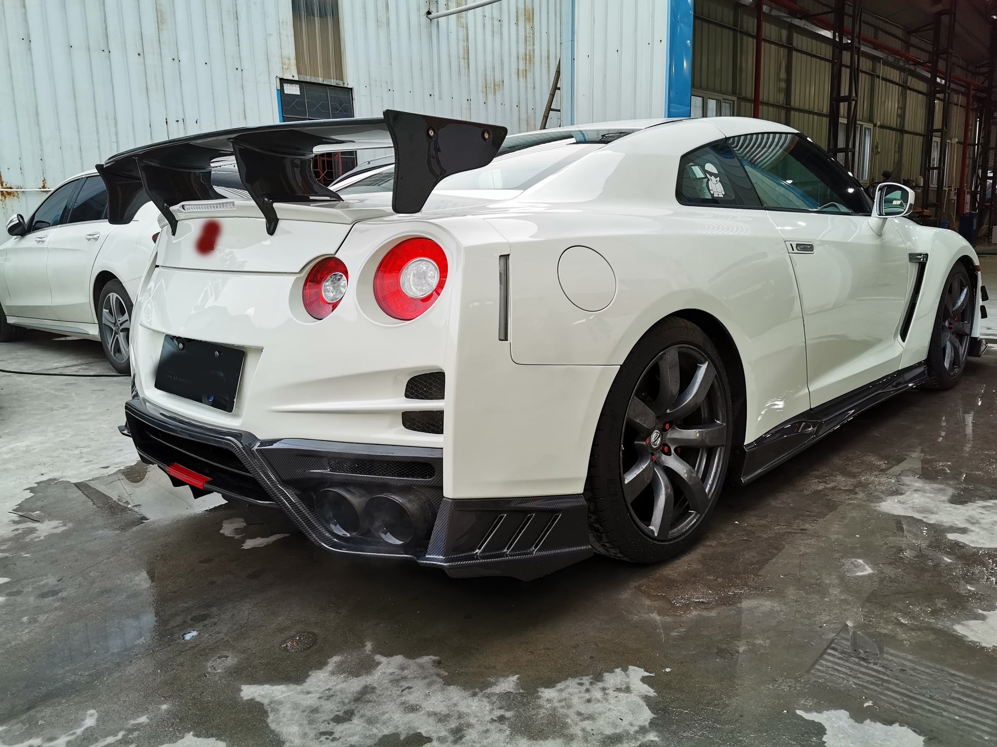 Dry carbon fiber body kit for Nissan GT-R 2016UP Bumper | Hood | Side Skirts | Spoiler | Rear Bumper | Rear Diffuser