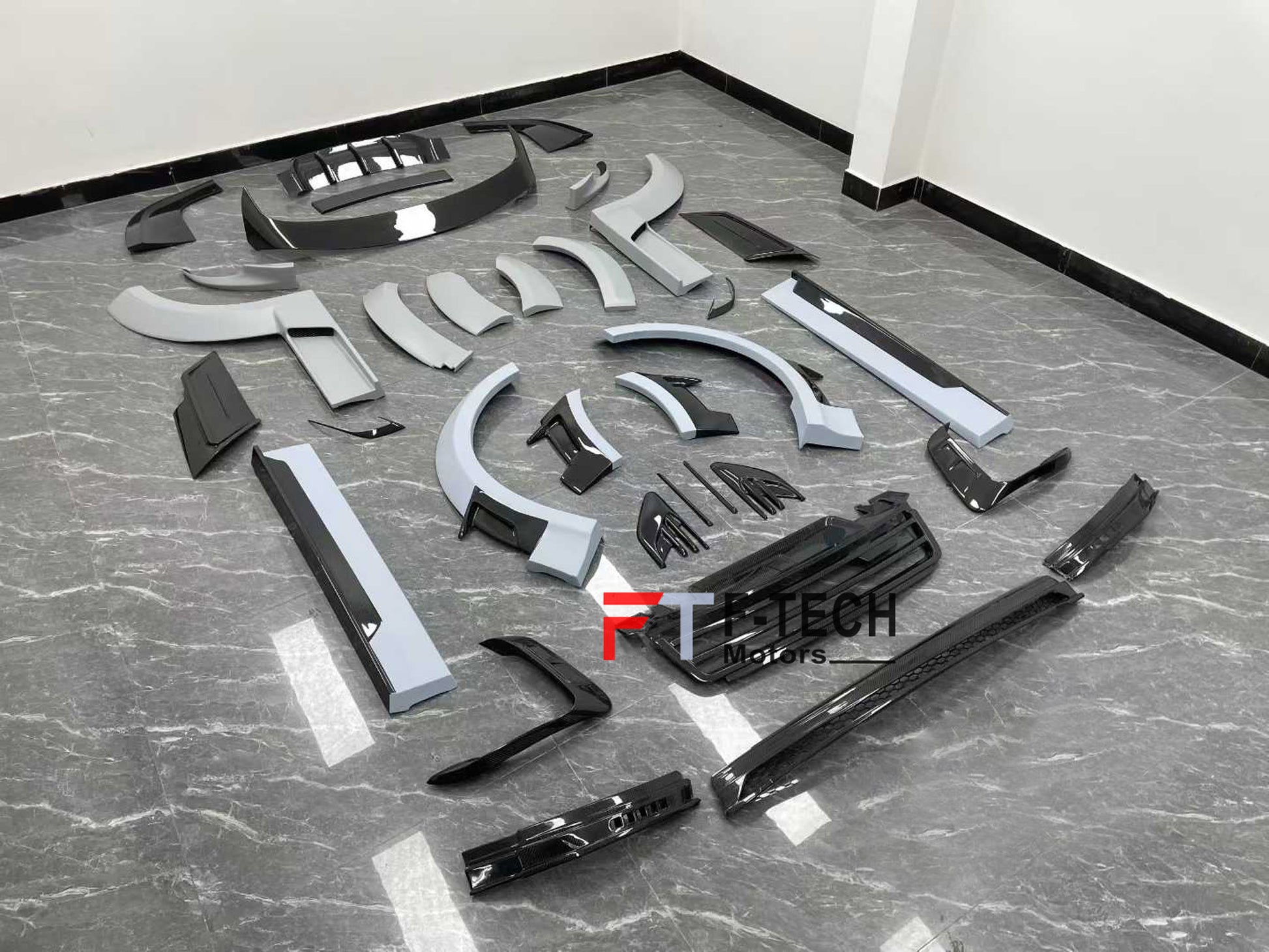 Dry Carbon Fiber Body Kit For Range Rover Sport SVR L494 2017 - 2023 Mansory