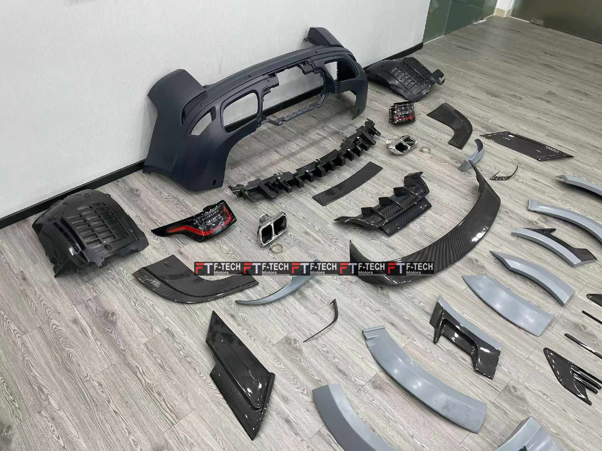 Carbon Body Kit For Range Rover Sport L494 2014 - 2017 Upgrade To L495 SVR 2018 - 2022 Mansory