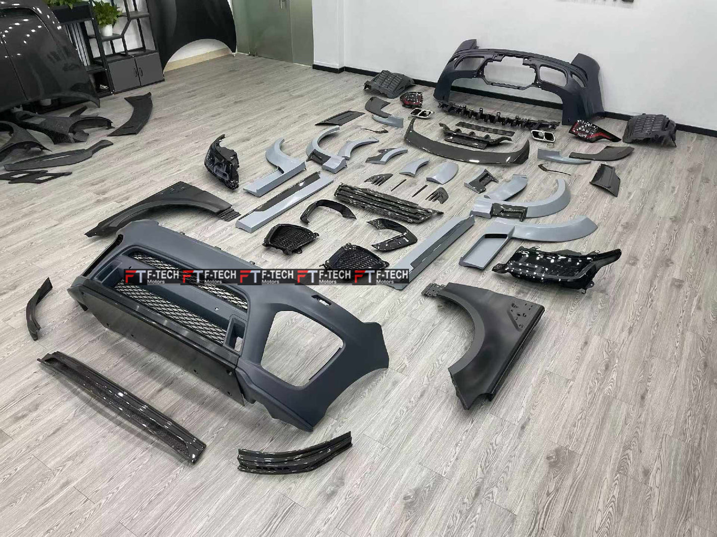 Carbon Body Kit For Range Rover Sport L494 2014 - 2017 Upgrade To L495 SVR 2018 - 2022 Mansory