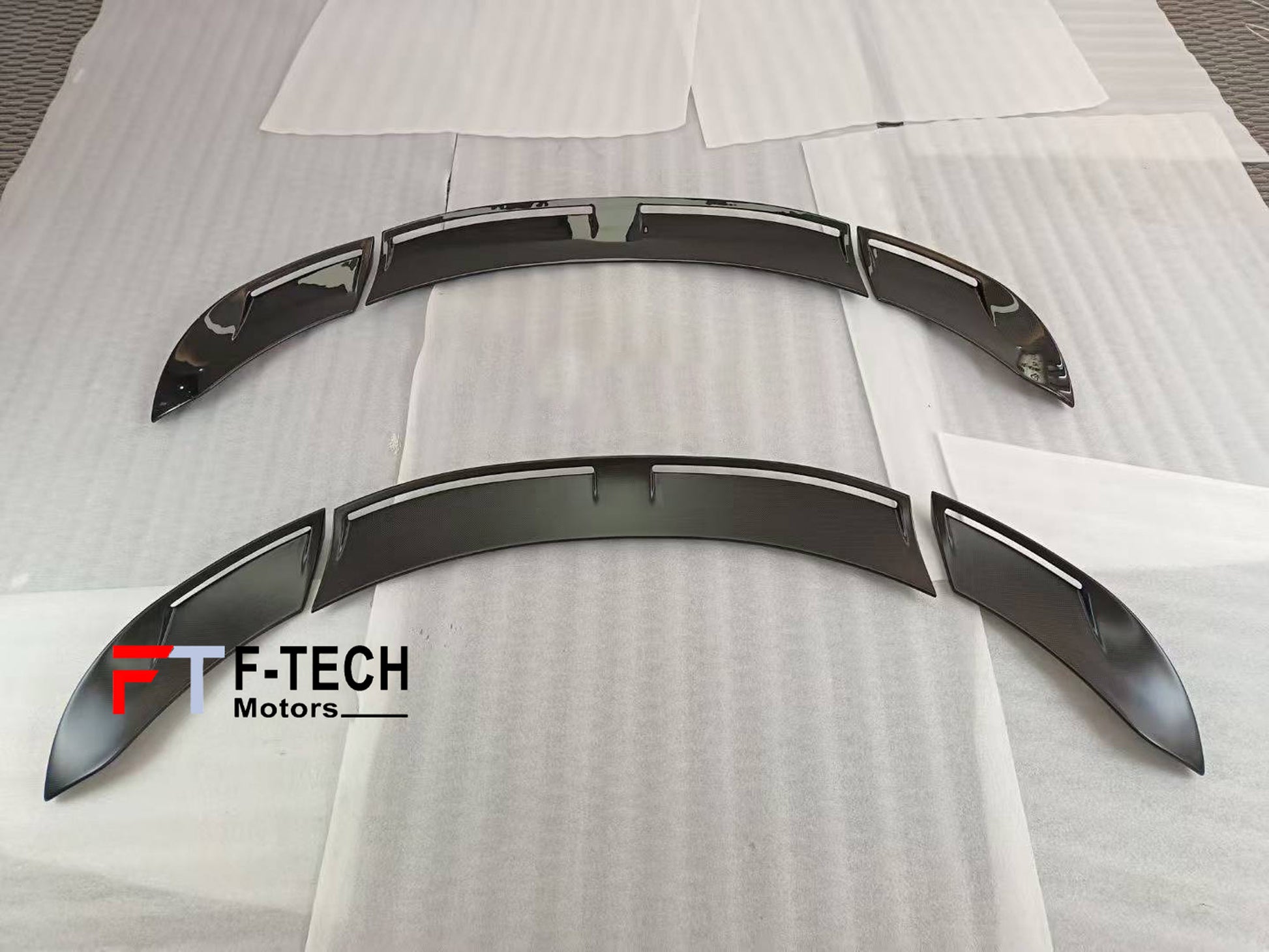 Carbon Fiber Rear Trunk Spoiler For Ferrari Roma 2020+
