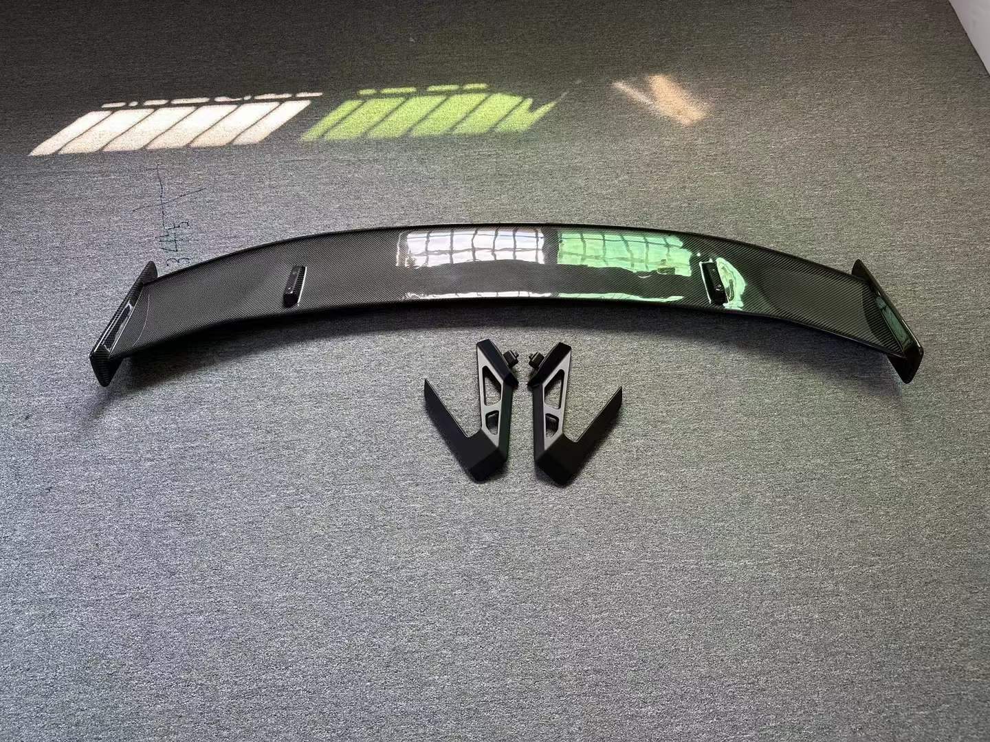 Carbon Fiber Rear Wing Spoiler for Audi R8 2016 - 2023